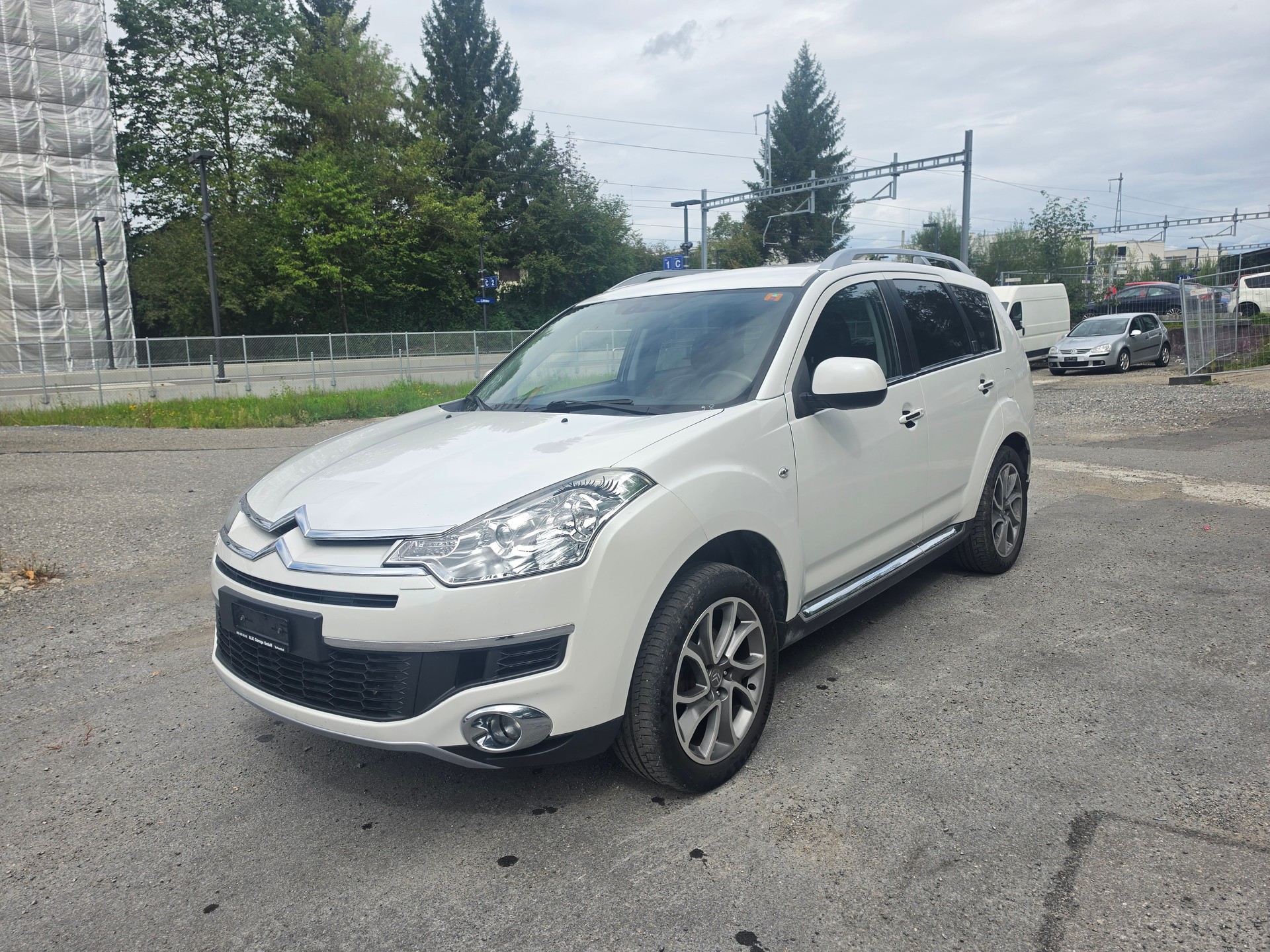 CITROEN C-Crosser 2.2 HDi VTR DCS6-image-1
