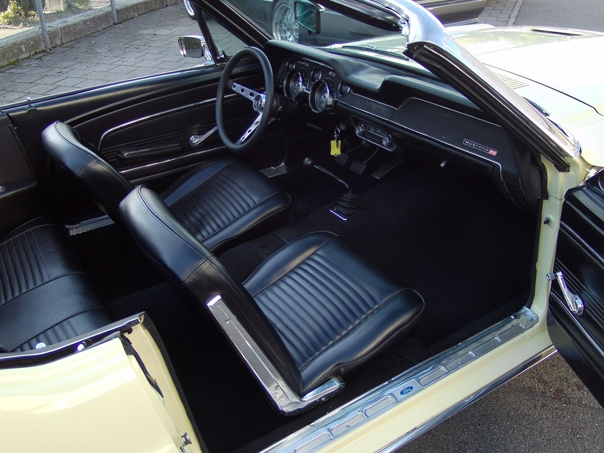 FORD Cabriolet 6 Zylinder 3 Gang Handschaltung mit Veteraneneintrag.-image-13