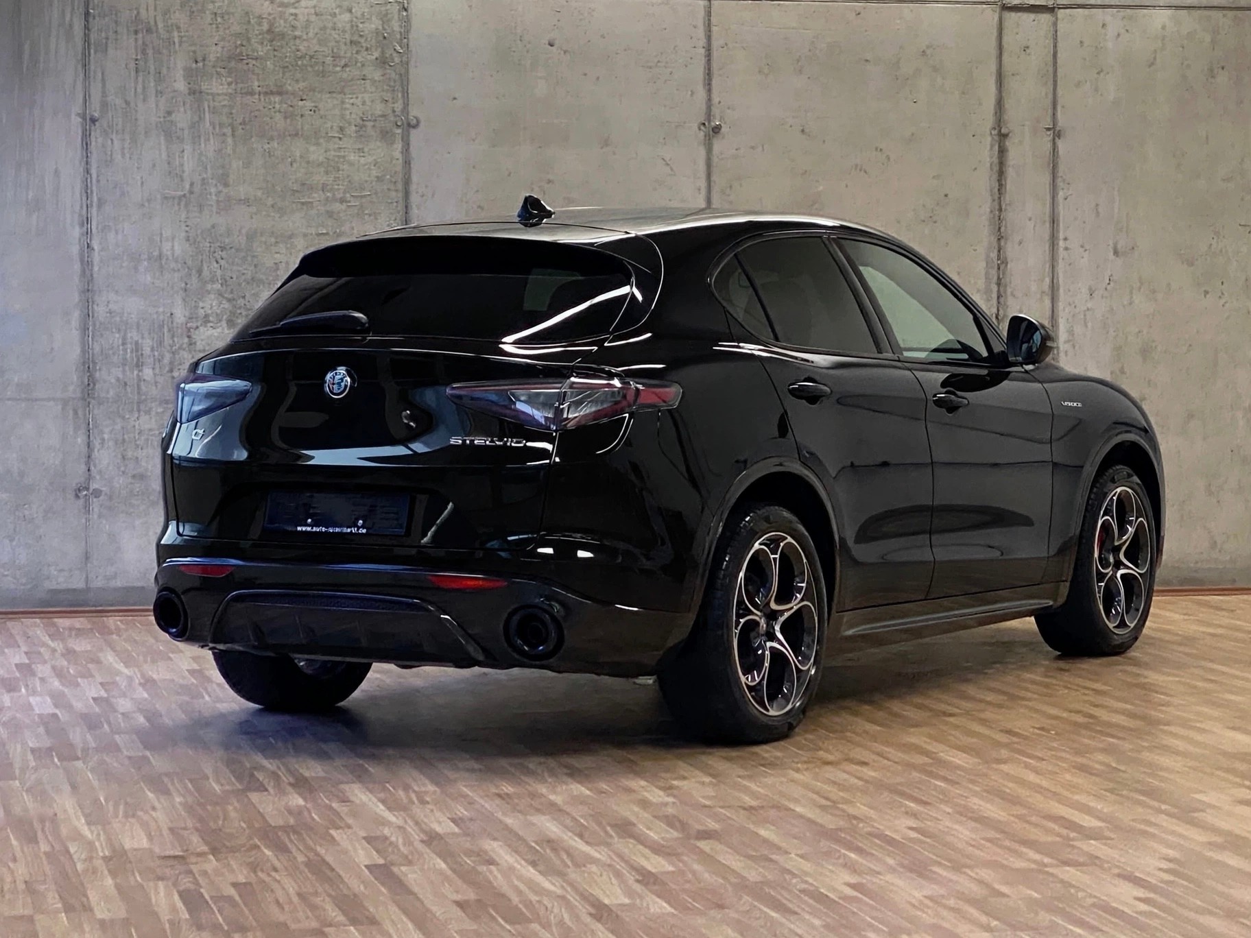 ALFA ROMEO Stelvio 2.0TB *Swiss*Veloce*Q4*Automatica*Facelift*-image-25