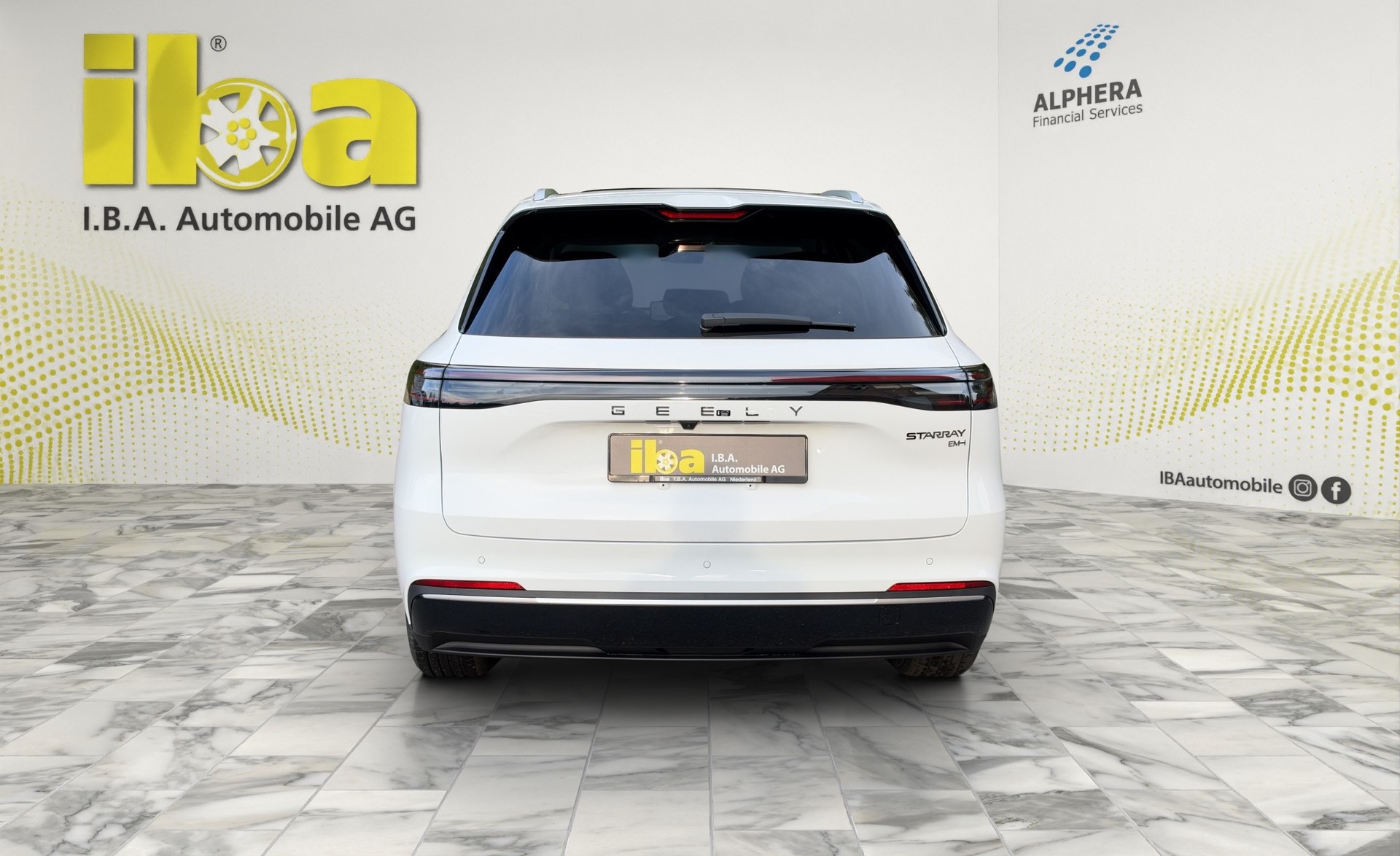 GEELY EM-i Max+ PHEV-showroom-element-3