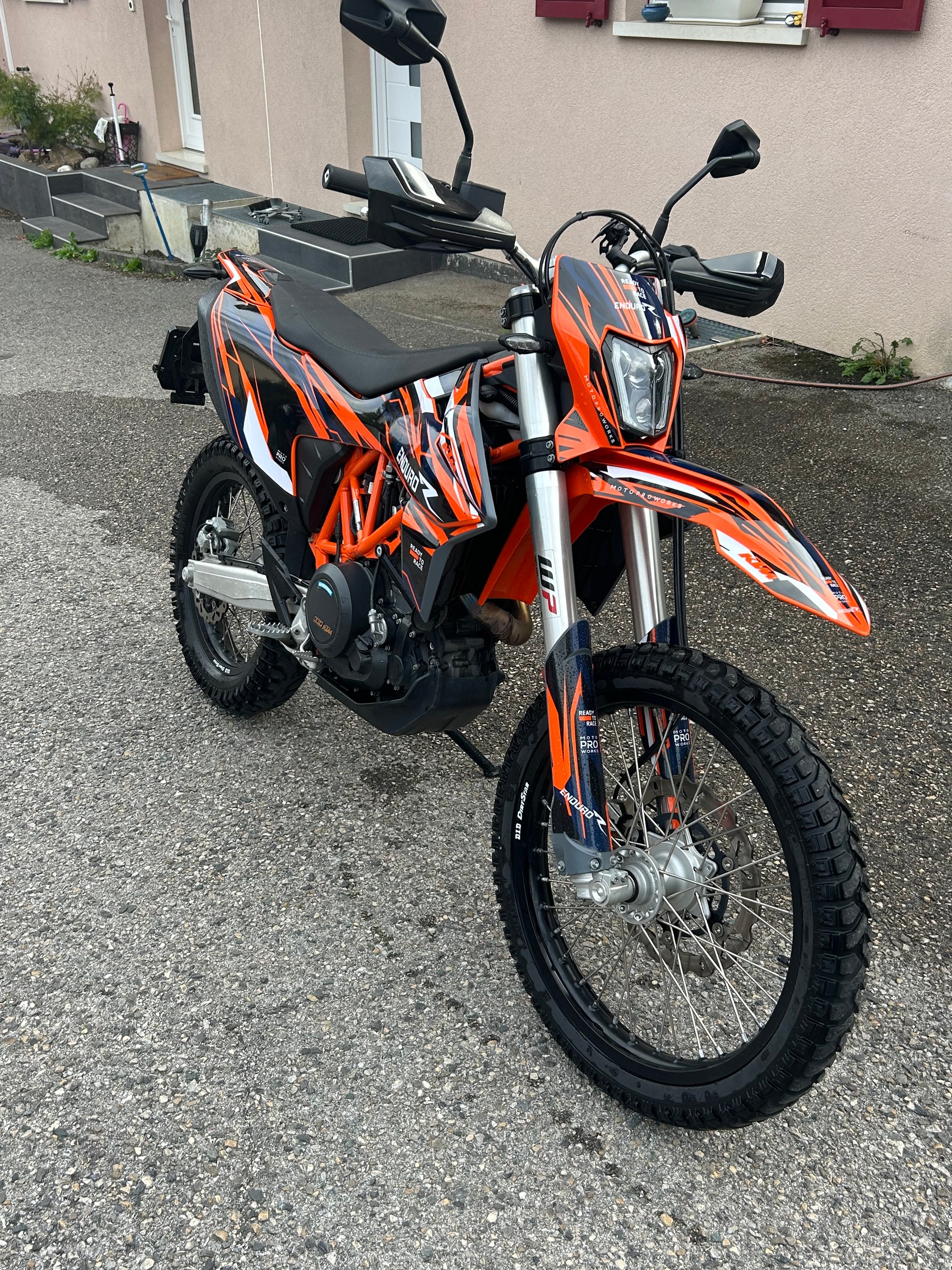 KTM 690 SMC R-image-4