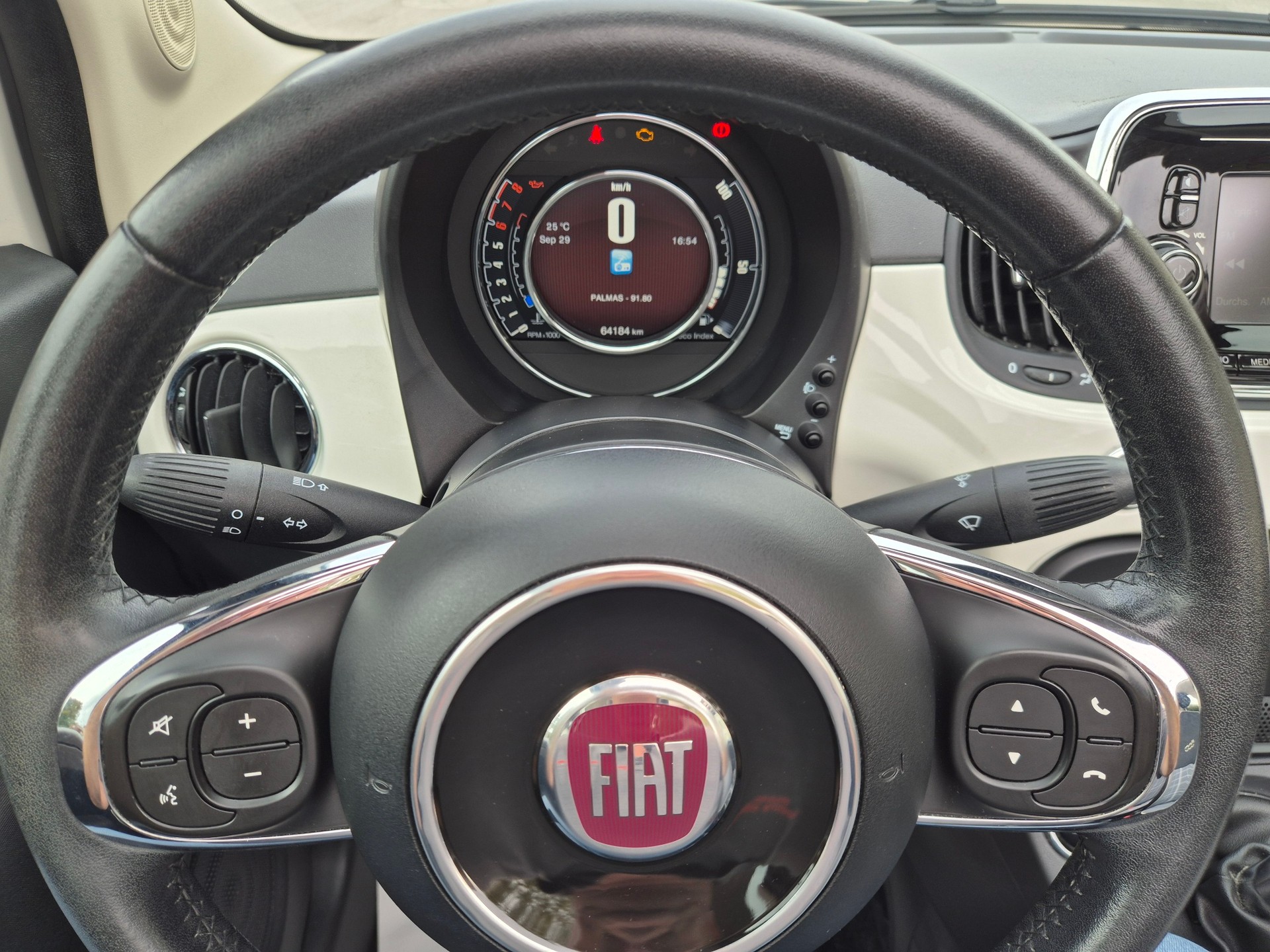 FIAT 500C 1.2 Lounge-image-12