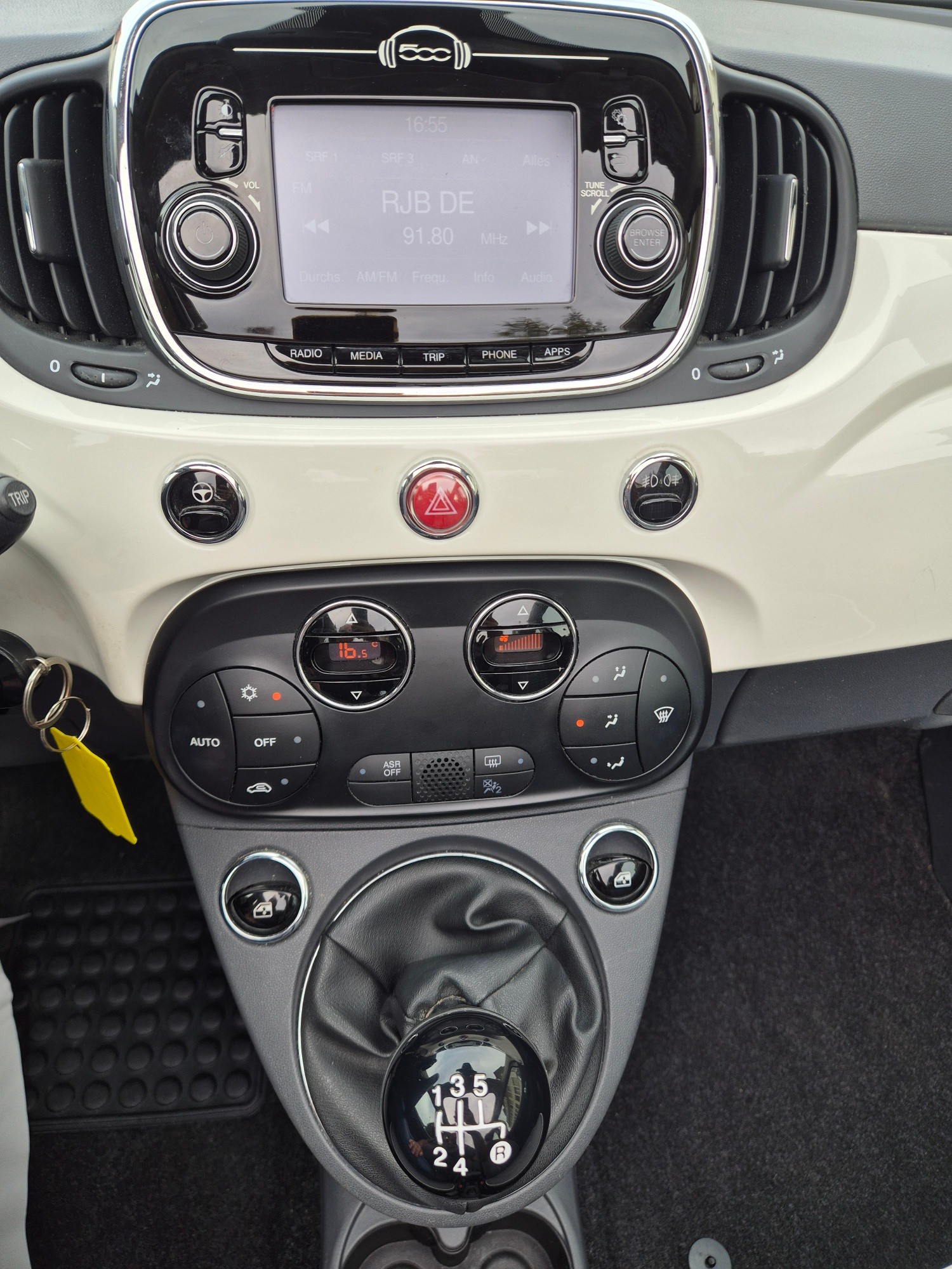 FIAT 500C 1.2 Lounge-image-13