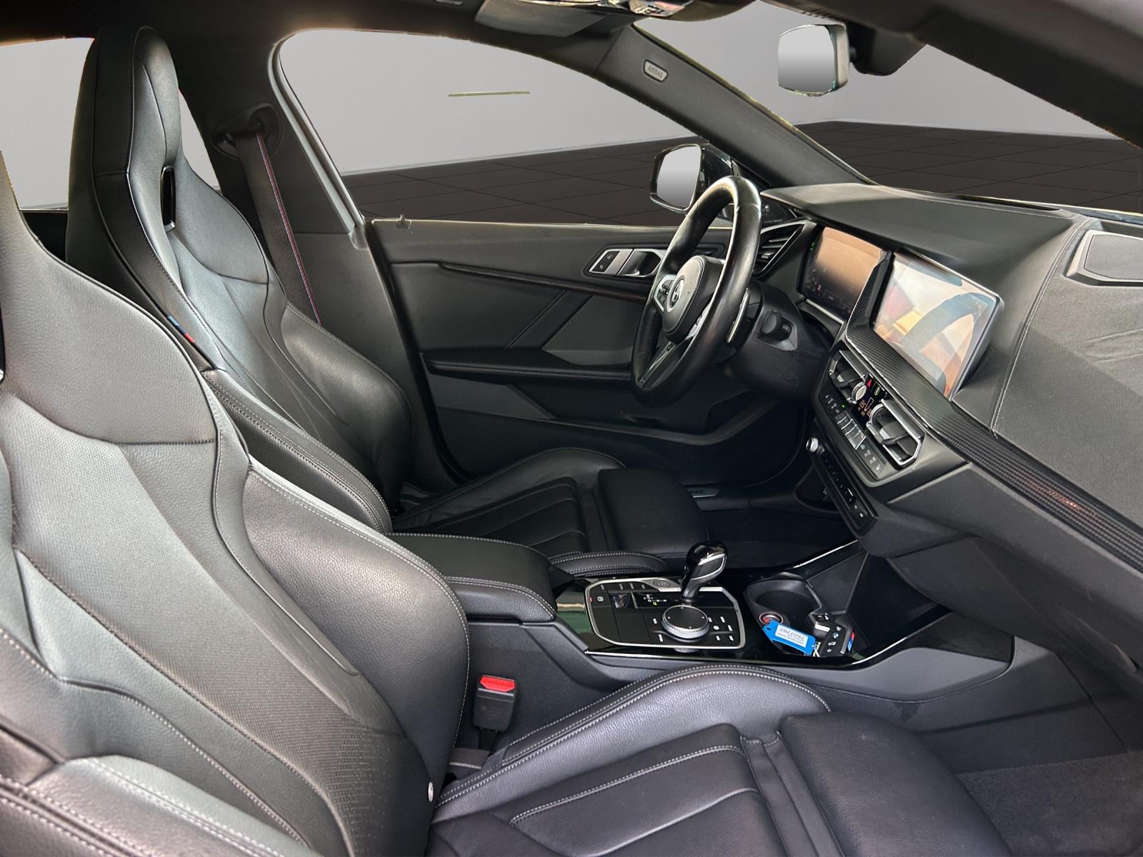 BMW M235i xDrive Gran Coupé-image-13