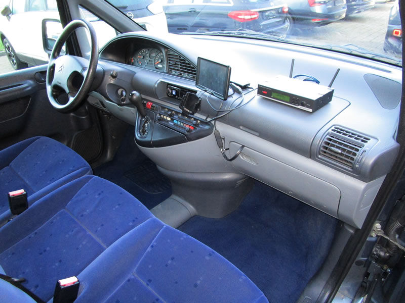 CITROEN Jumpy 2.0i 16V Confort-image-11