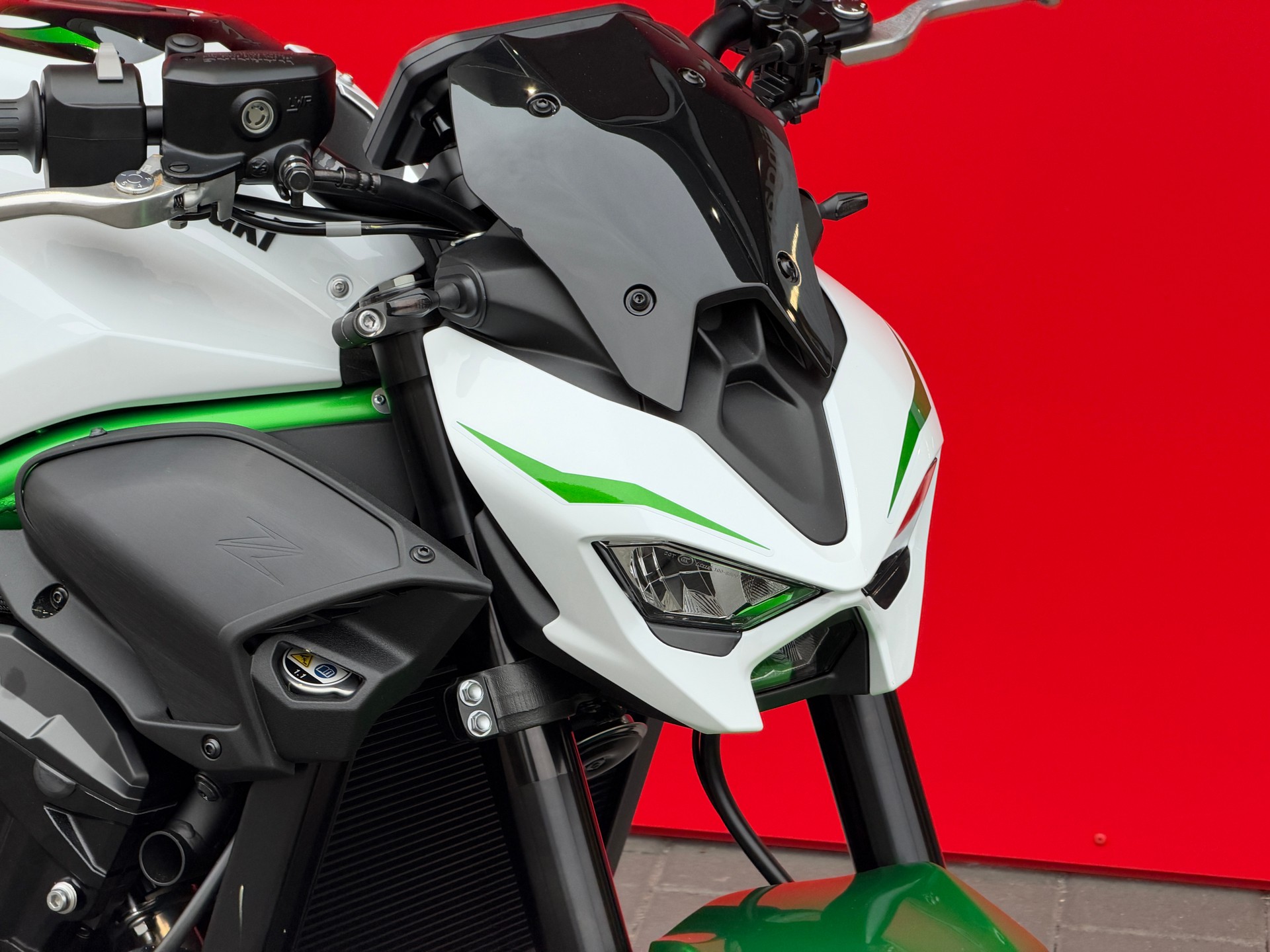 KAWASAKI Z 900-image-5