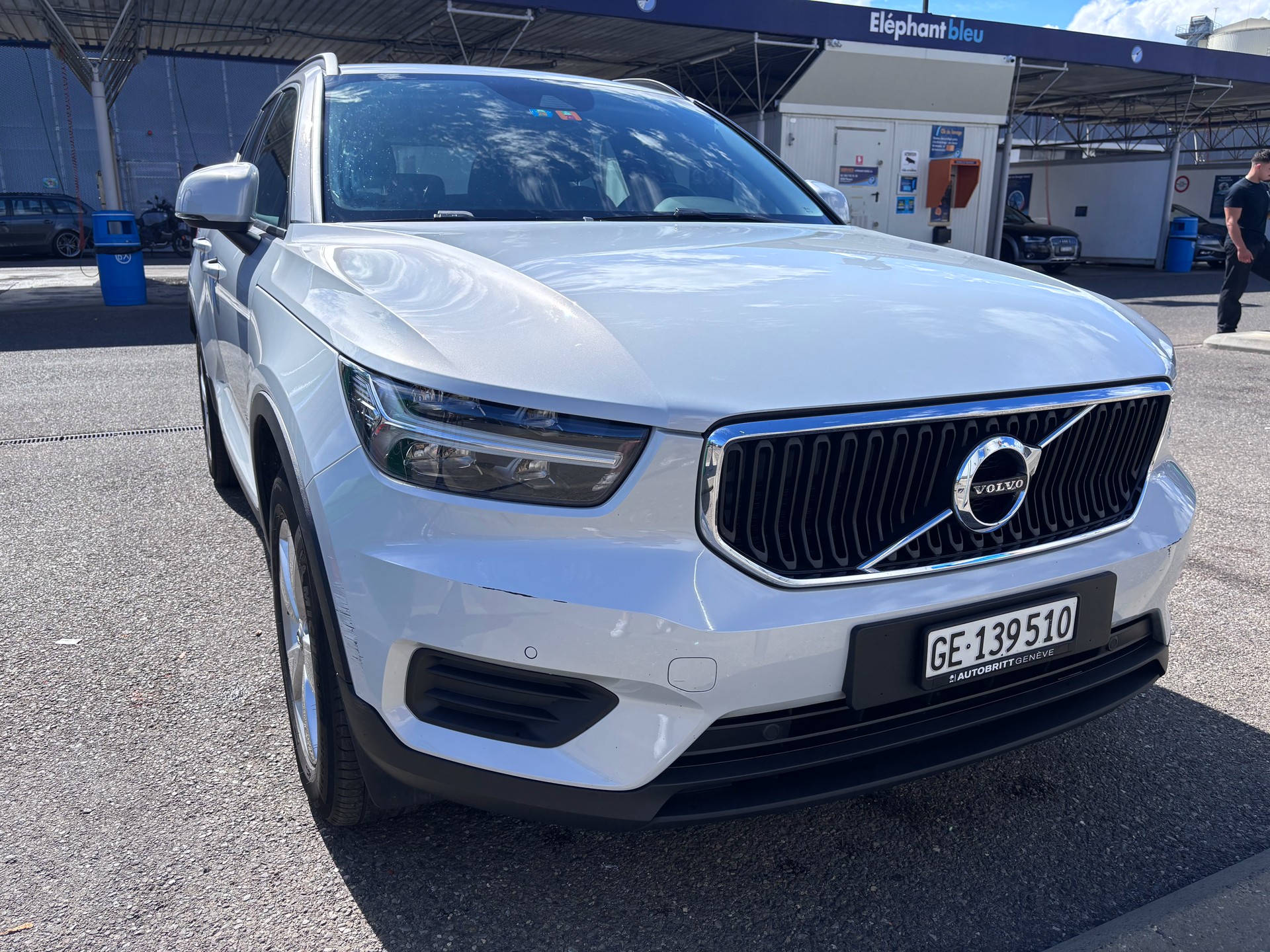 VOLVO 1.5 T3 Momentum Light