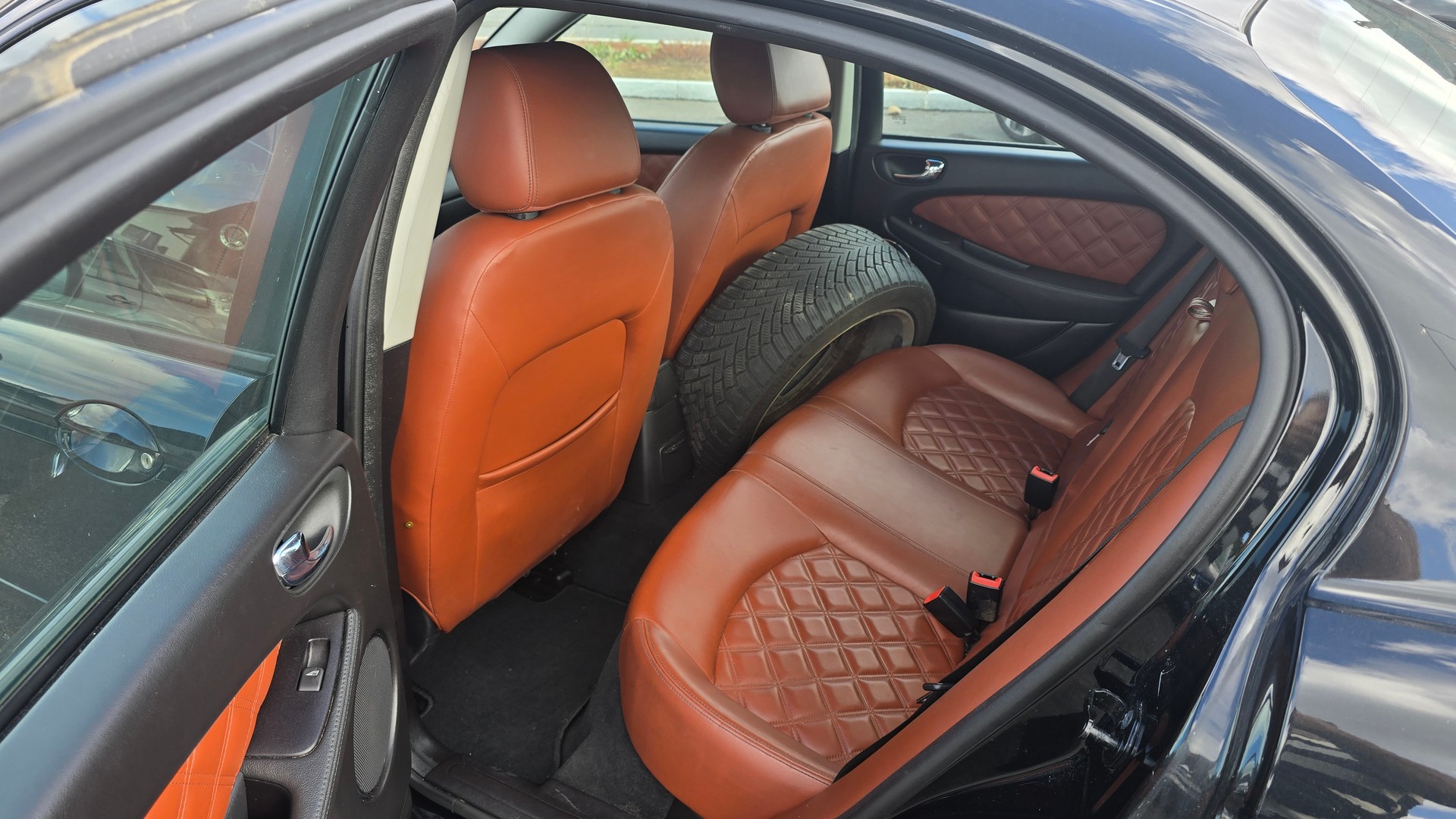 JAGUAR X-Type 2.2D Sovereign Automatic-image-7