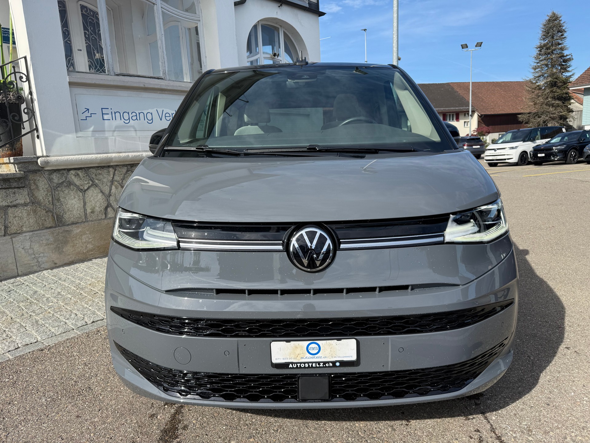VW Multivan kurz 2.0 TDI Life Edition DSG-showroom-element-2