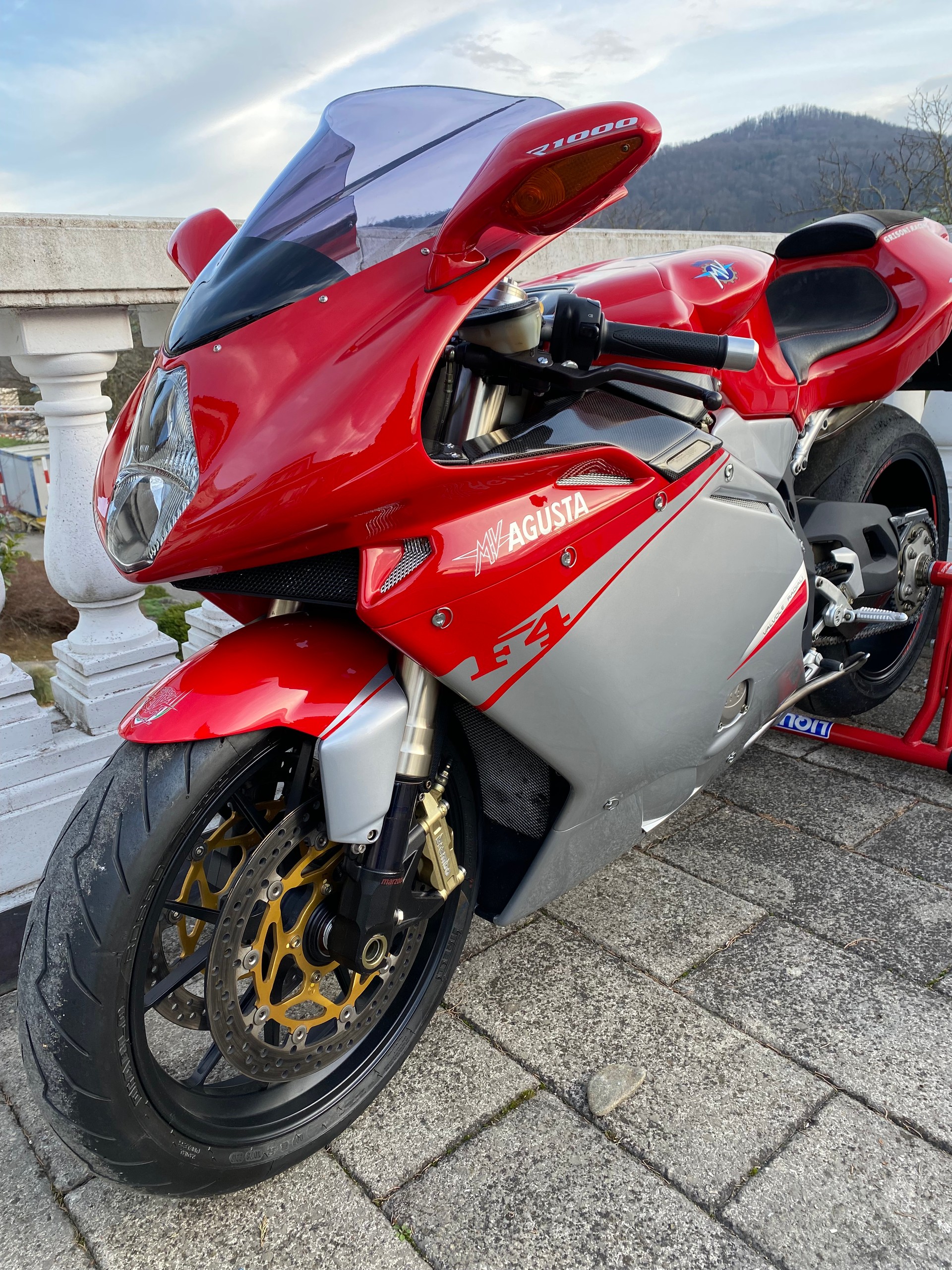 MV AGUSTA F4 1000 R 312 Mono 1+1-image-0