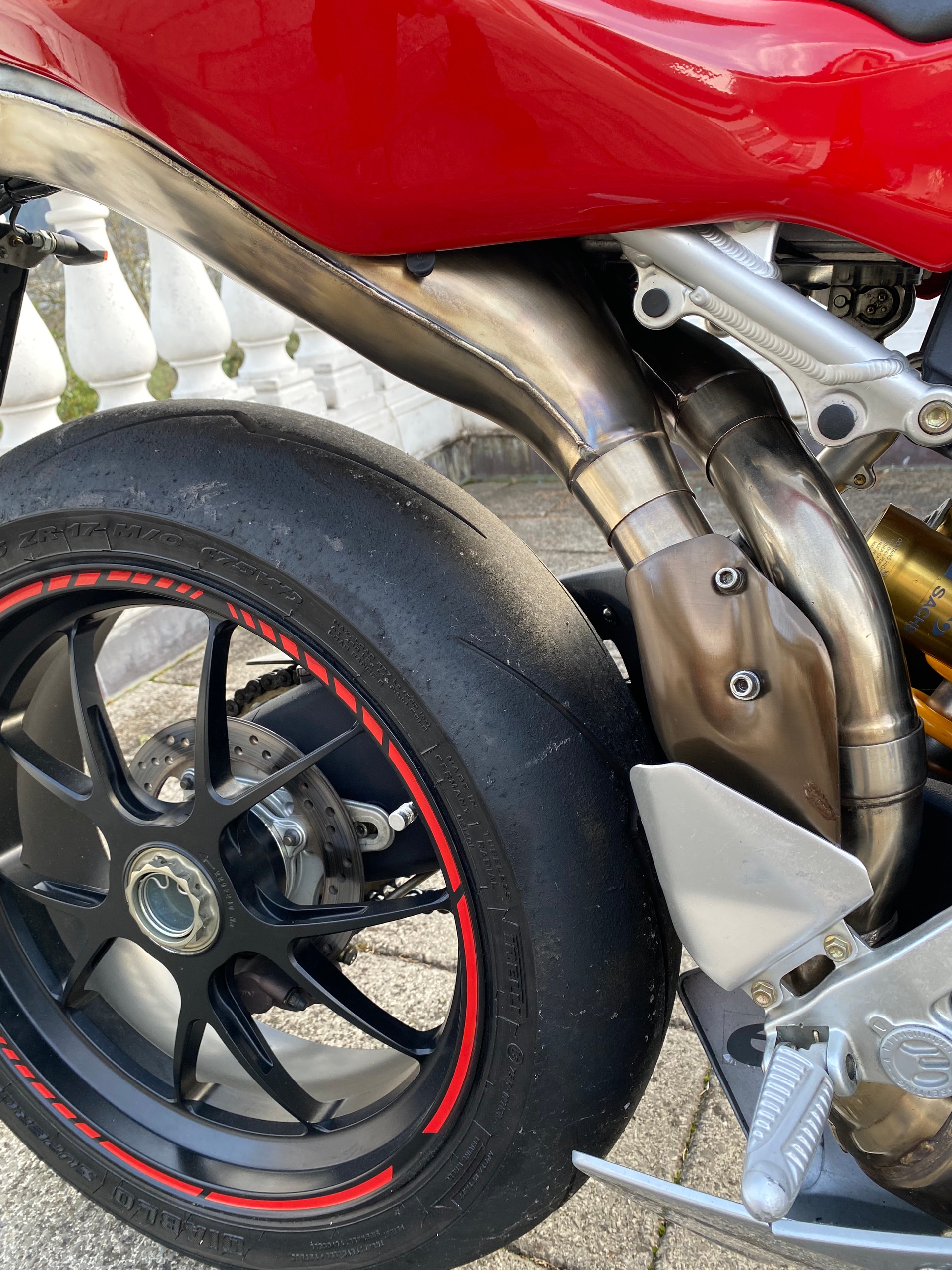MV AGUSTA F4 1000 R 312 Mono 1+1-image-2