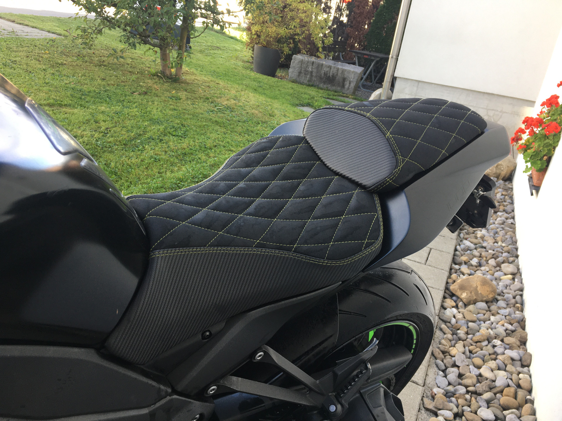 KAWASAKI Z 1000-image-5