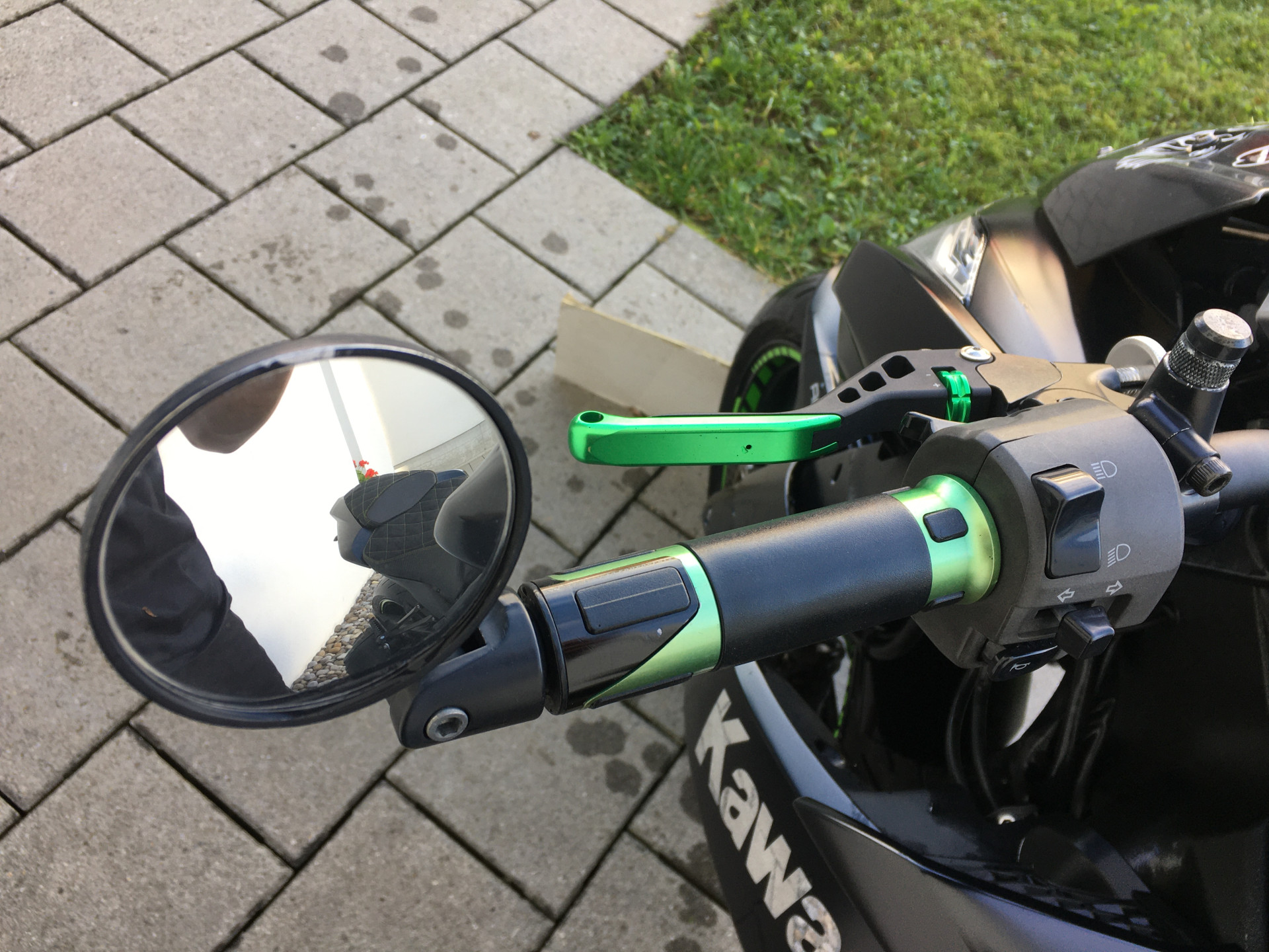 KAWASAKI Z 1000-image-3