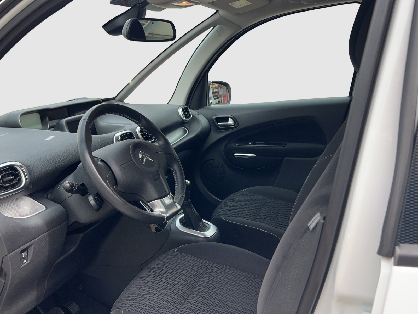 CITROEN C3 Picasso 1.2 Pure Tech Exclusive-image-7
