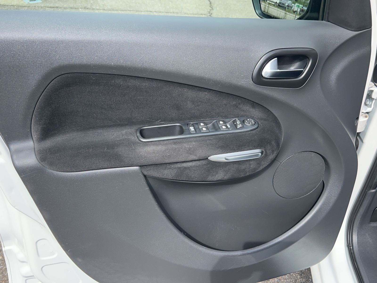 CITROEN C3 Picasso 1.2 Pure Tech Exclusive-image-8