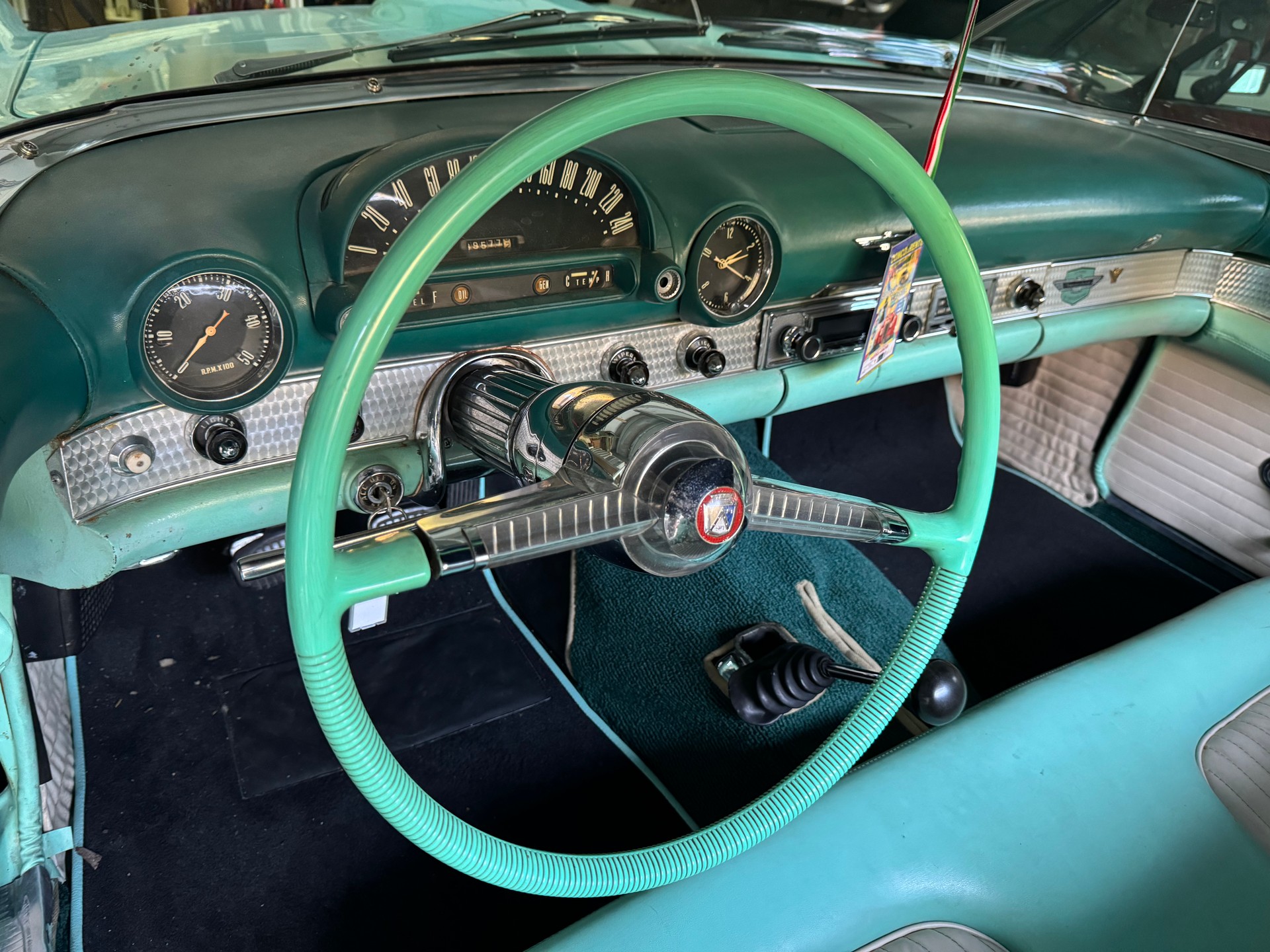 FORD Thunderbird 4.8-image-13