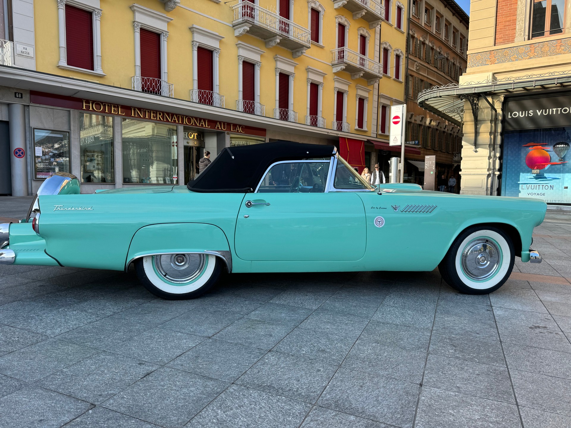 FORD Thunderbird 4.8-image-15