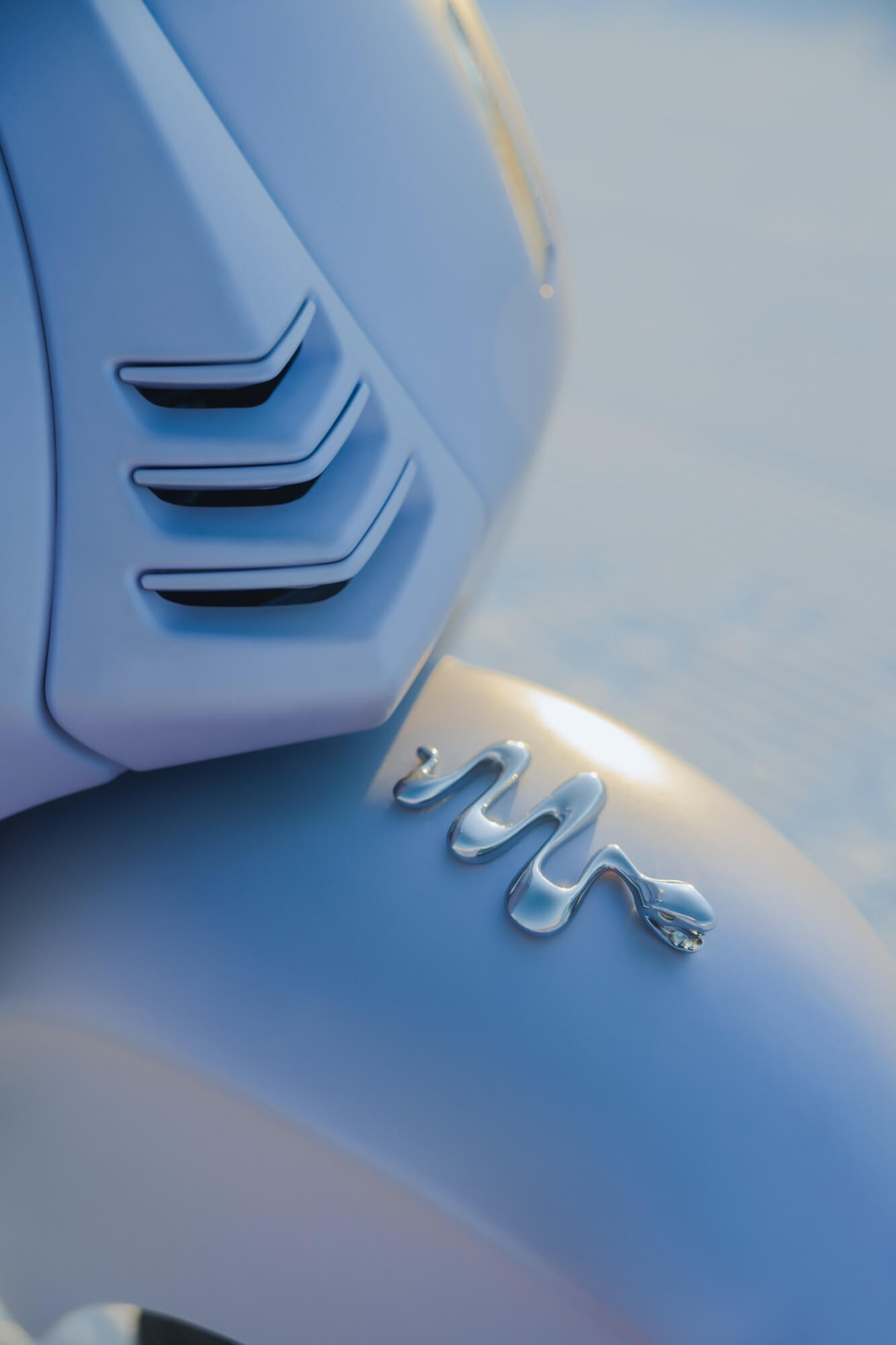 PIAGGIO Vespa 946 125 Snake-image-2
