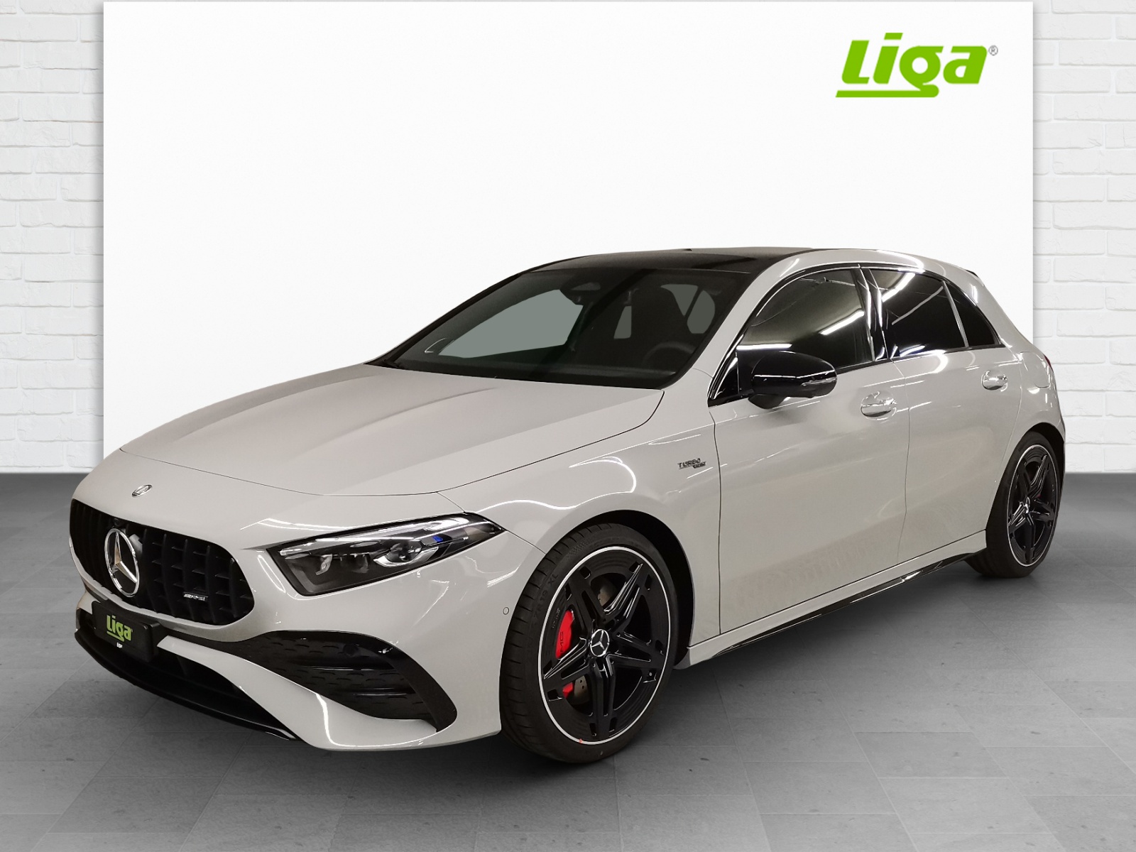 MERCEDES-BENZ AMG A 35 4Matic-showroom-element-1