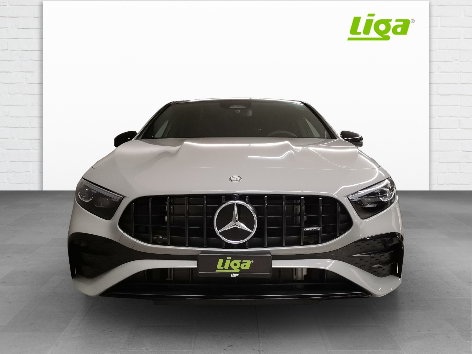 MERCEDES-BENZ AMG A 35 4Matic-showroom-element-2