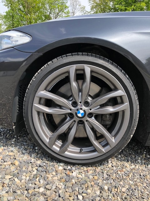 BMW M550d xDrive Touring Steptronic-image-2