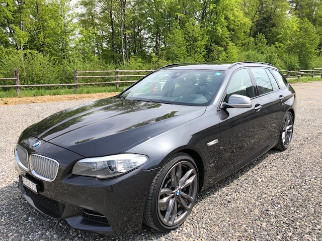 BMW M550d xDrive Touring Steptronic-image-1