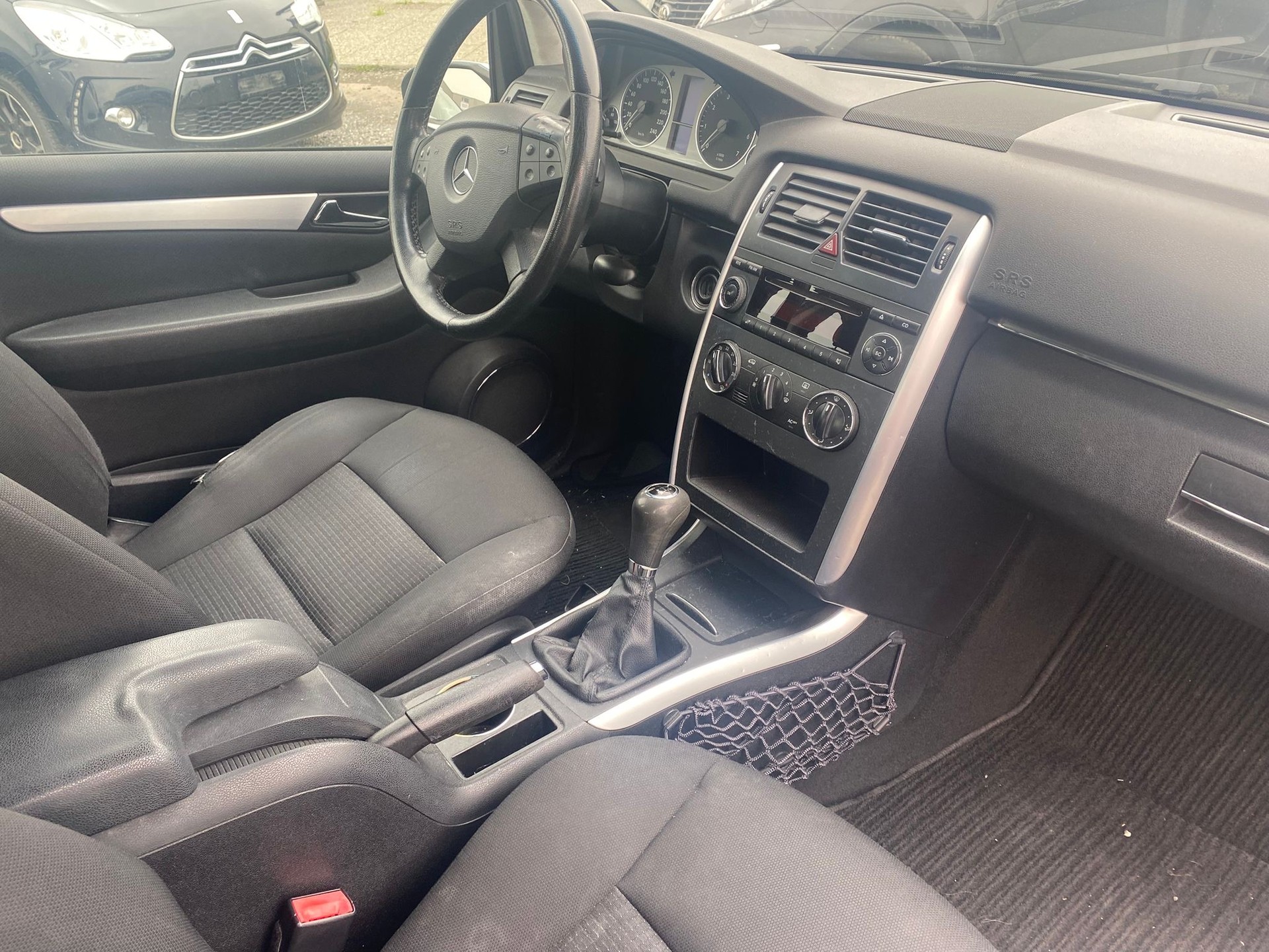 MERCEDES-BENZ B 170-image-10