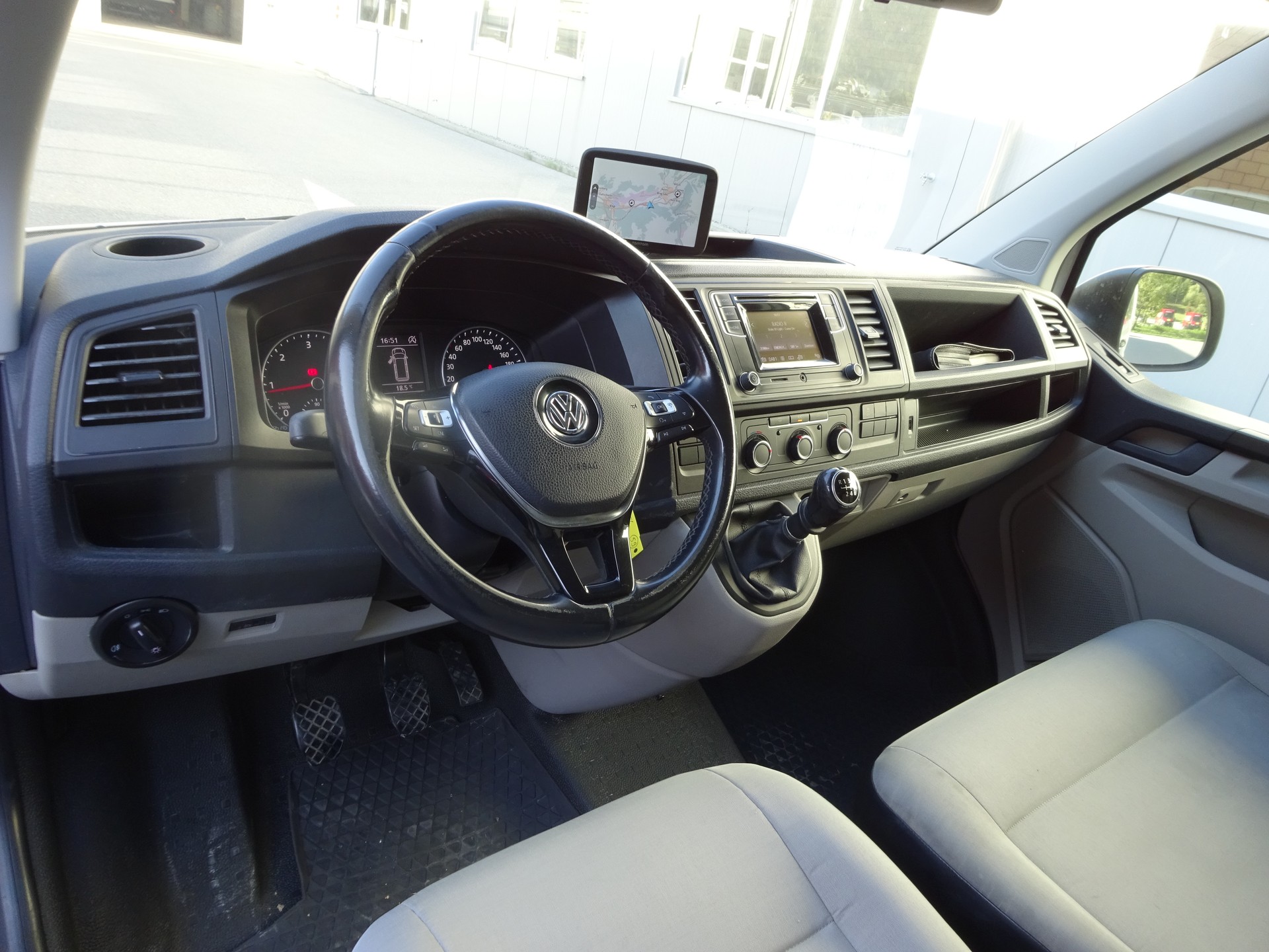 VW T6 2.0 TDI 4Motion-image-21
