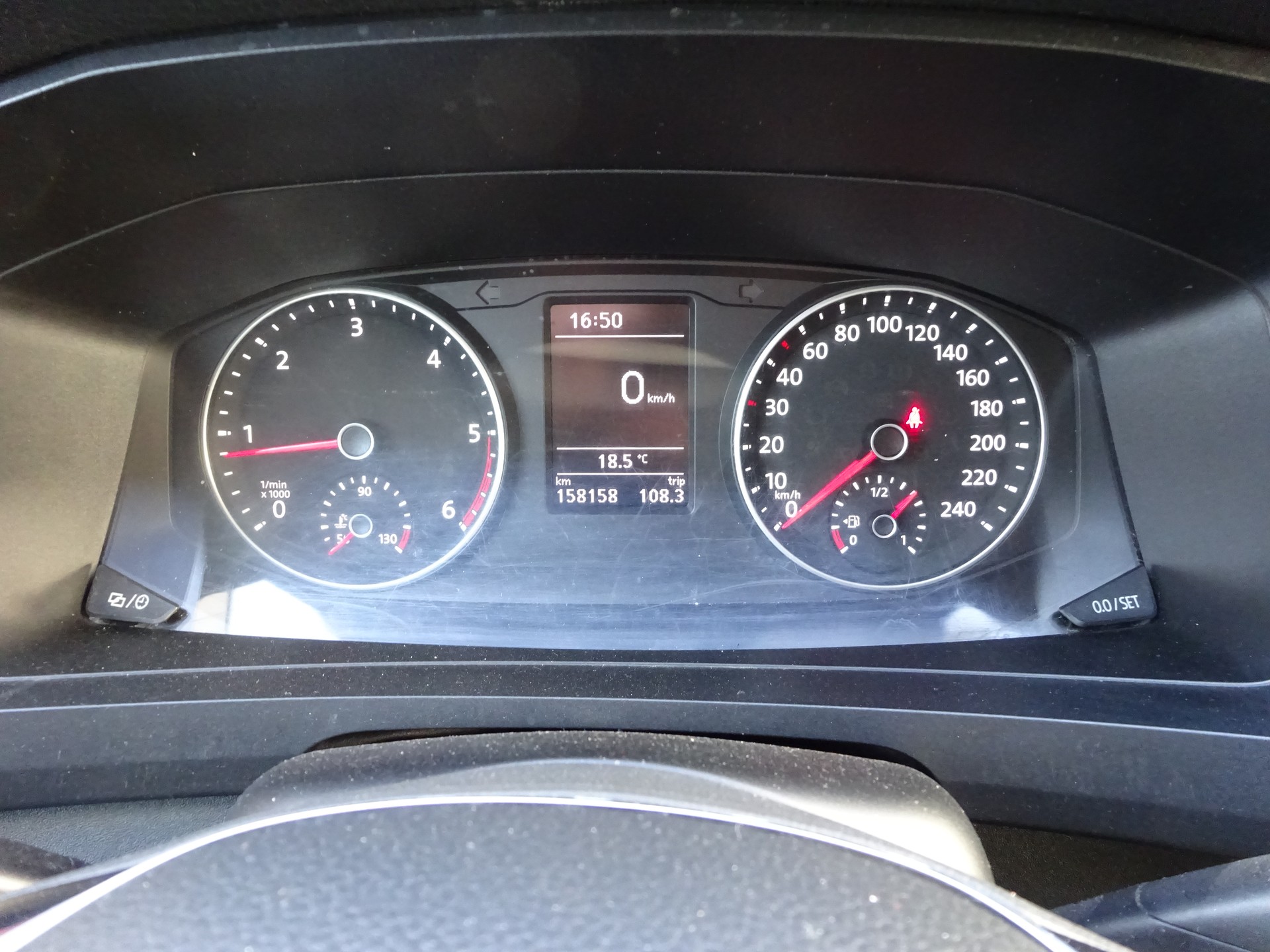 VW T6 2.0 TDI 4Motion-image-16