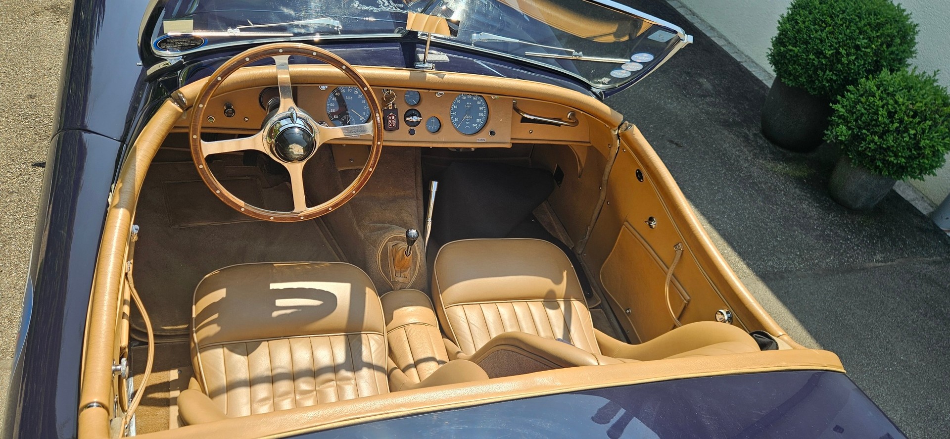 JAGUAR XK120 OTS ¦ 1000 Miglia Registro-image-3