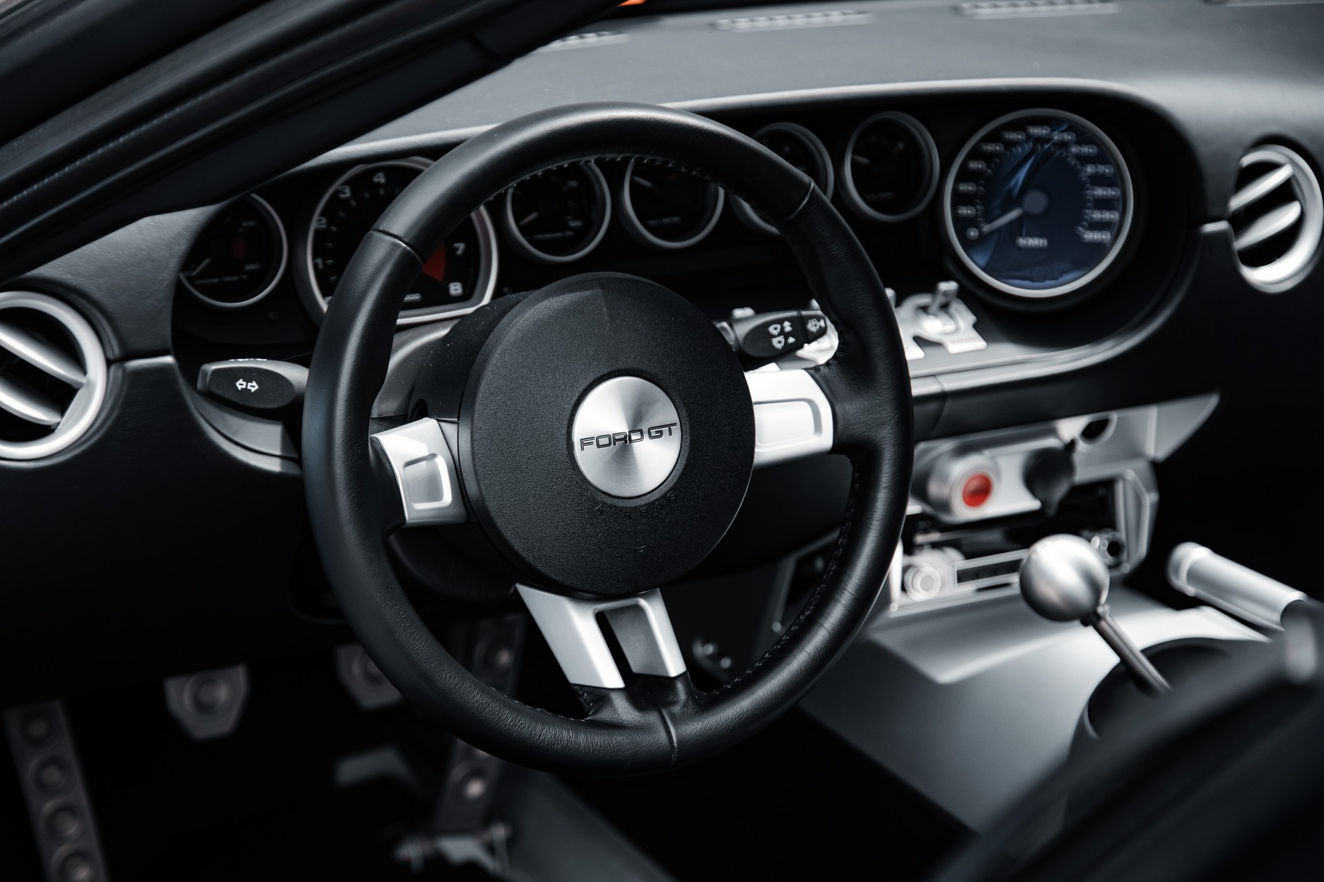 FORD GT 5.4 V8 Heritage-image-28
