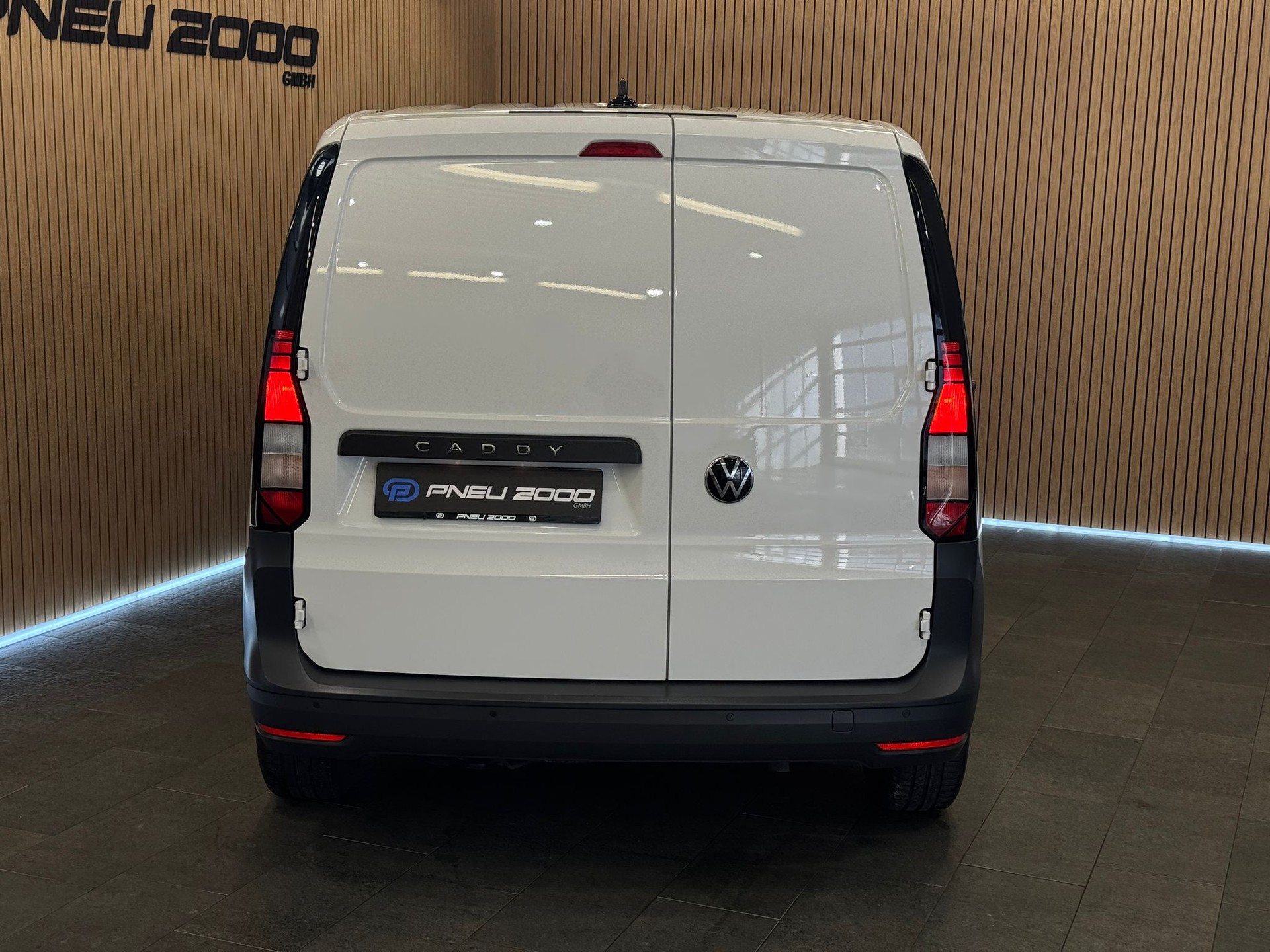 VW Caddy Cargo 1.5 TSI-image-4