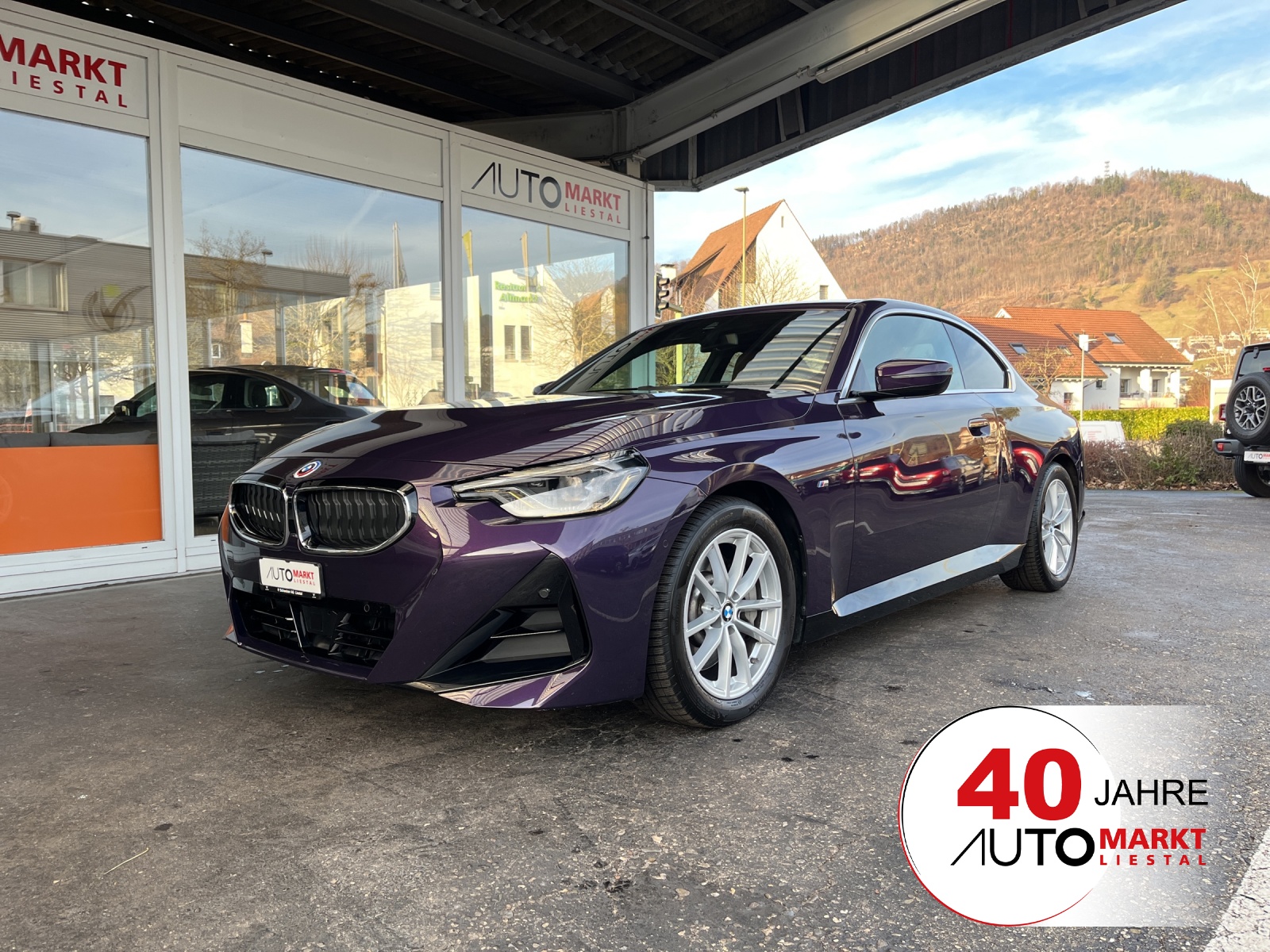BMW 230i M Sport-showroom-element-1
