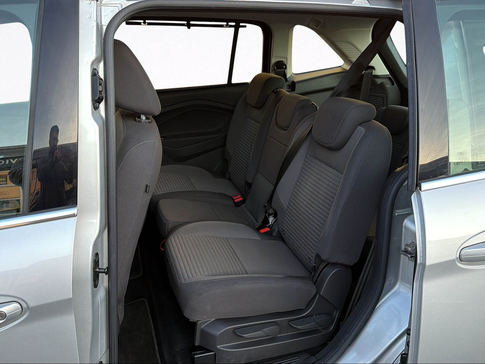 FORD GrC-Max 1.5 TDCi Titanium PowerShift Automat-image-11