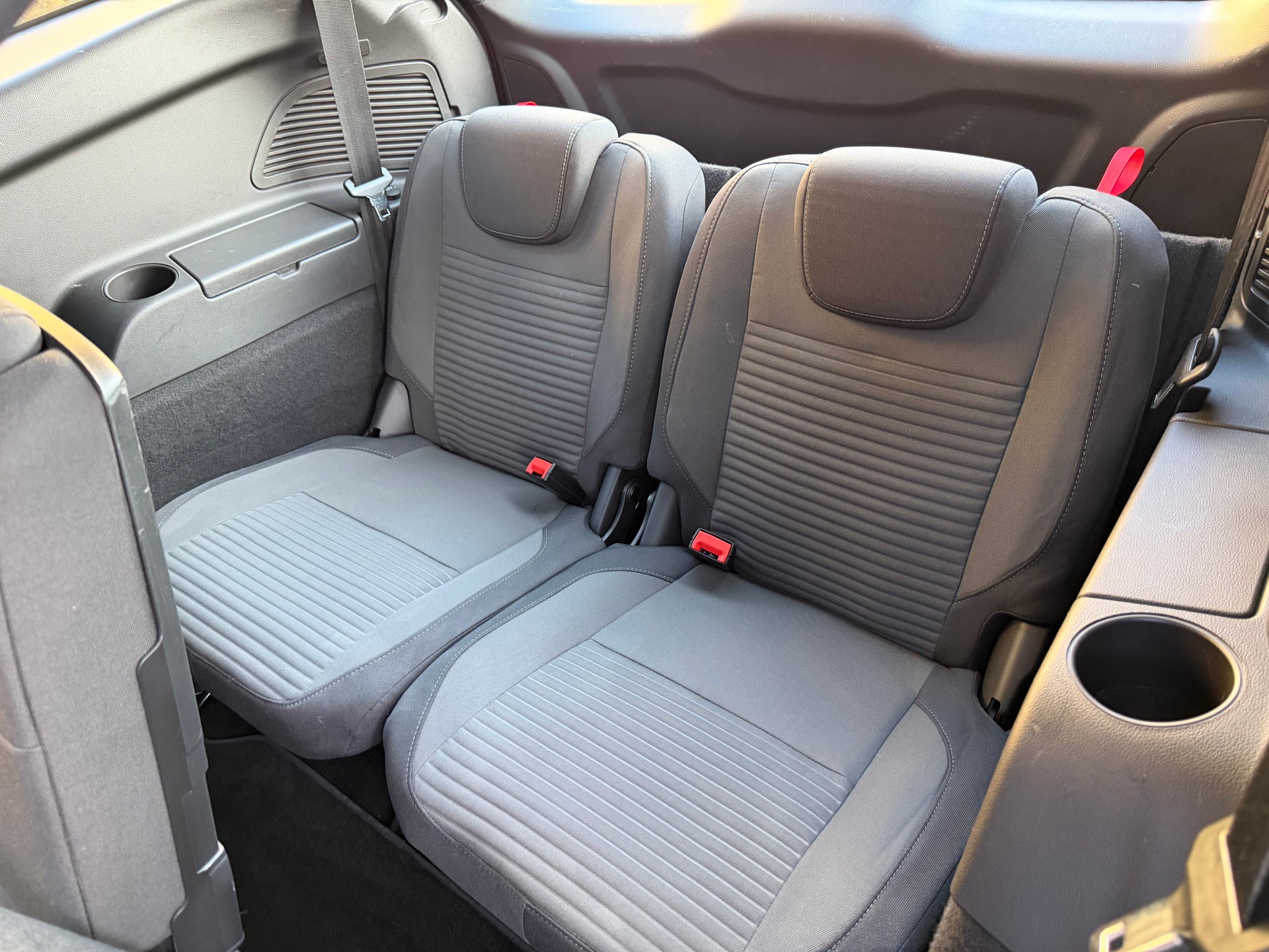 FORD GrC-Max 1.5 TDCi Titanium PowerShift Automat-image-14