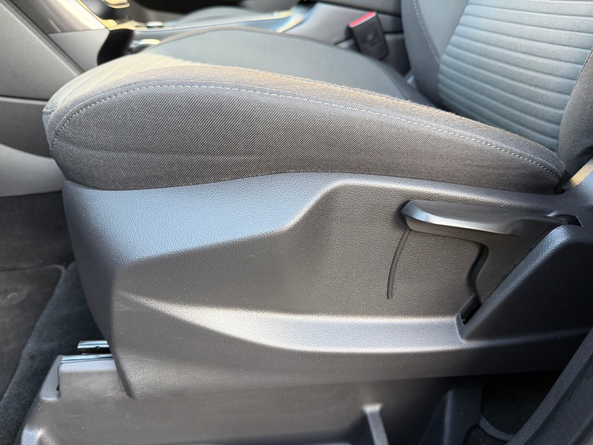 FORD GrC-Max 1.5 TDCi Titanium PowerShift Automat-image-16