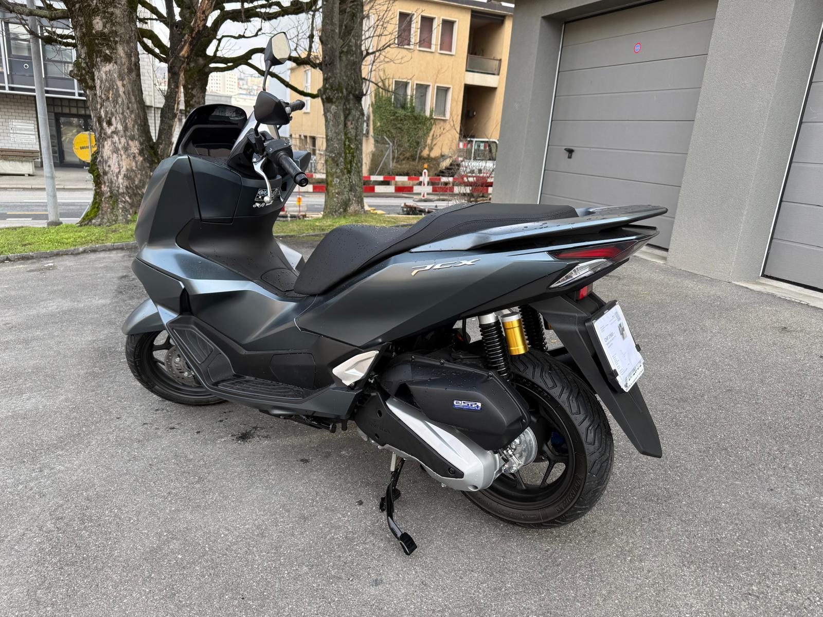 HONDA PCX 125 DX TFT. connectivity-image-4