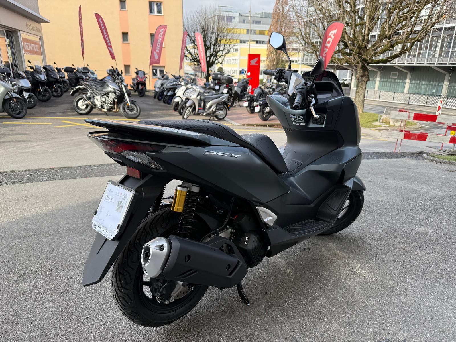 HONDA PCX 125 DX TFT. connectivity-image-5