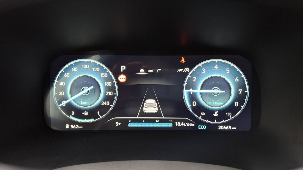 HYUNDAI i30 1.5 T-GDi N-Line-image-12