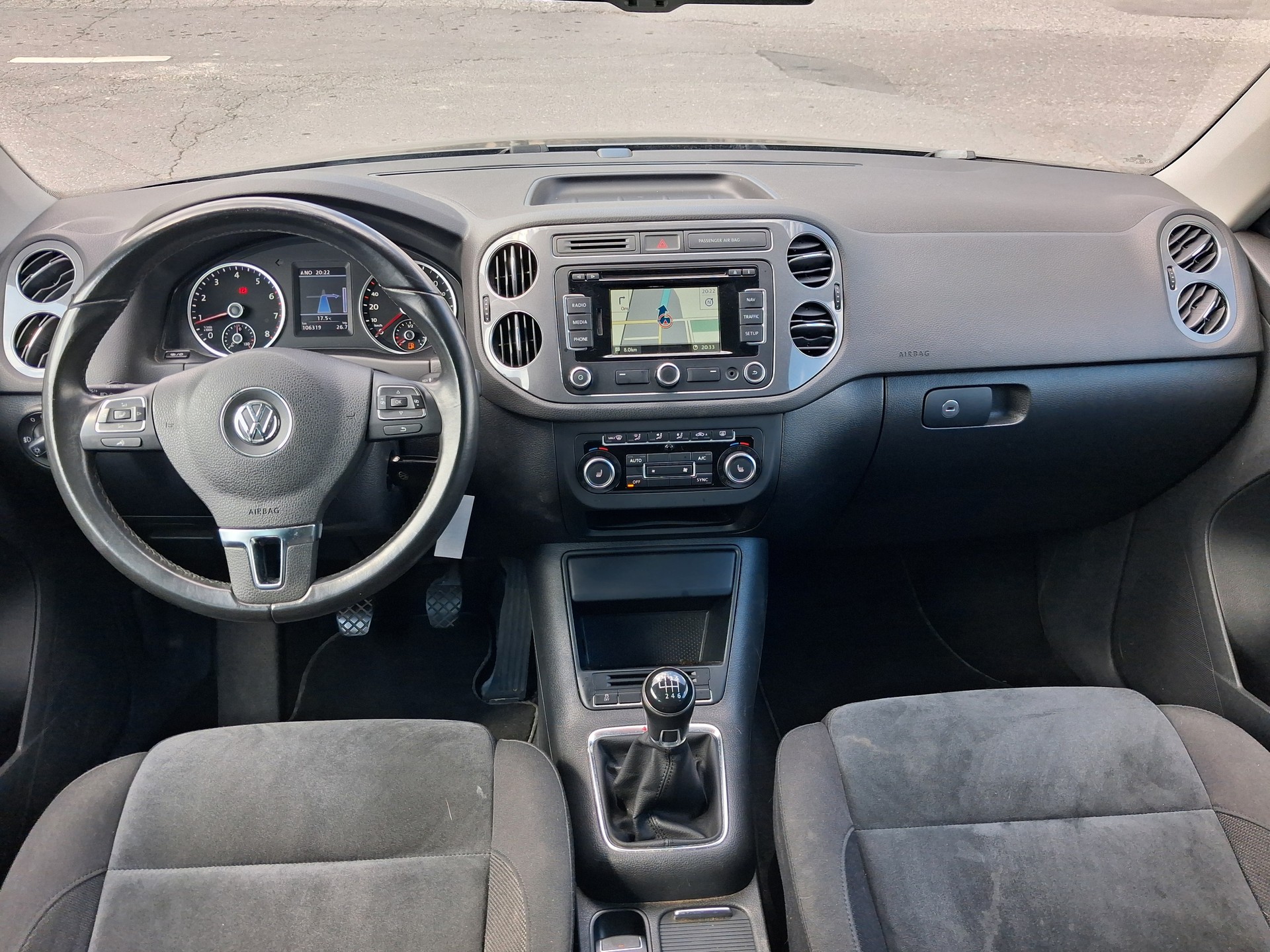 VW Tiguan 1.4 TSI Sport&Style 4Motion-image-8
