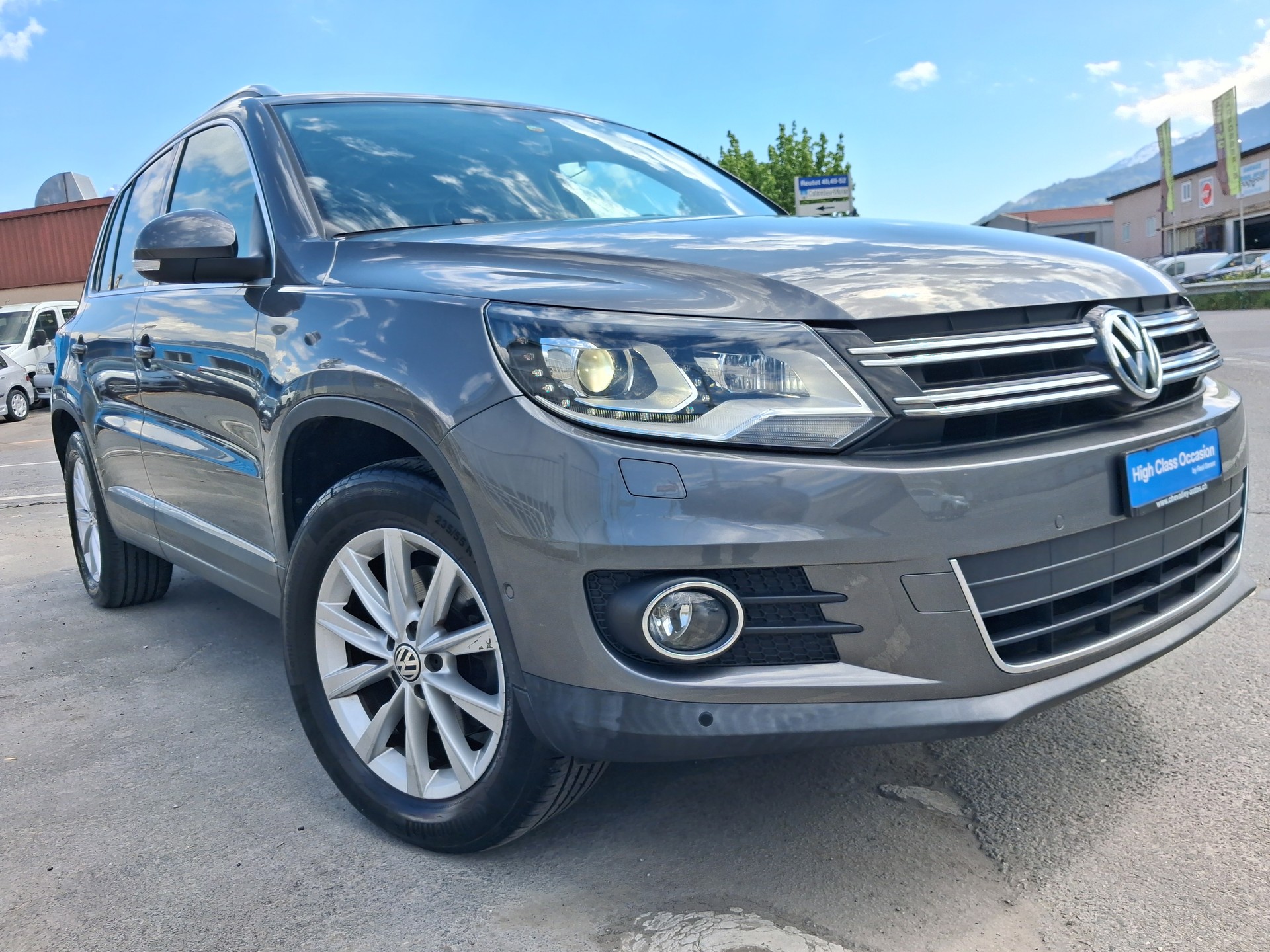 VW Tiguan 1.4 TSI Sport&Style 4Motion-image-1