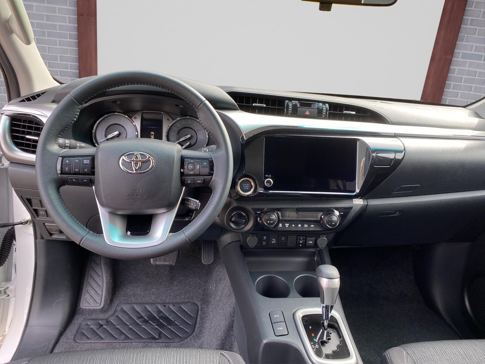 TOYOTA Hilux Double Cab.-Pick-up 2.4 D-4D 150 Style-image-5