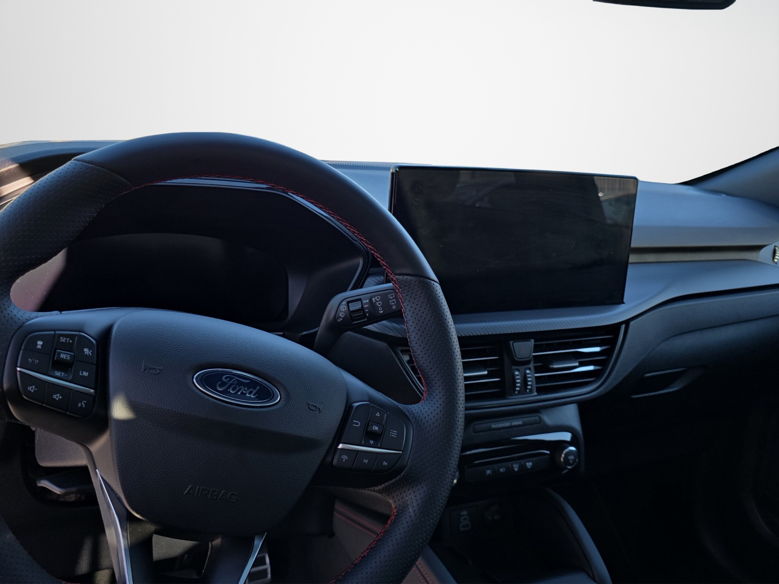 FORD Kuga 2.5 Hybrid ST-Line X 4x4-image-10