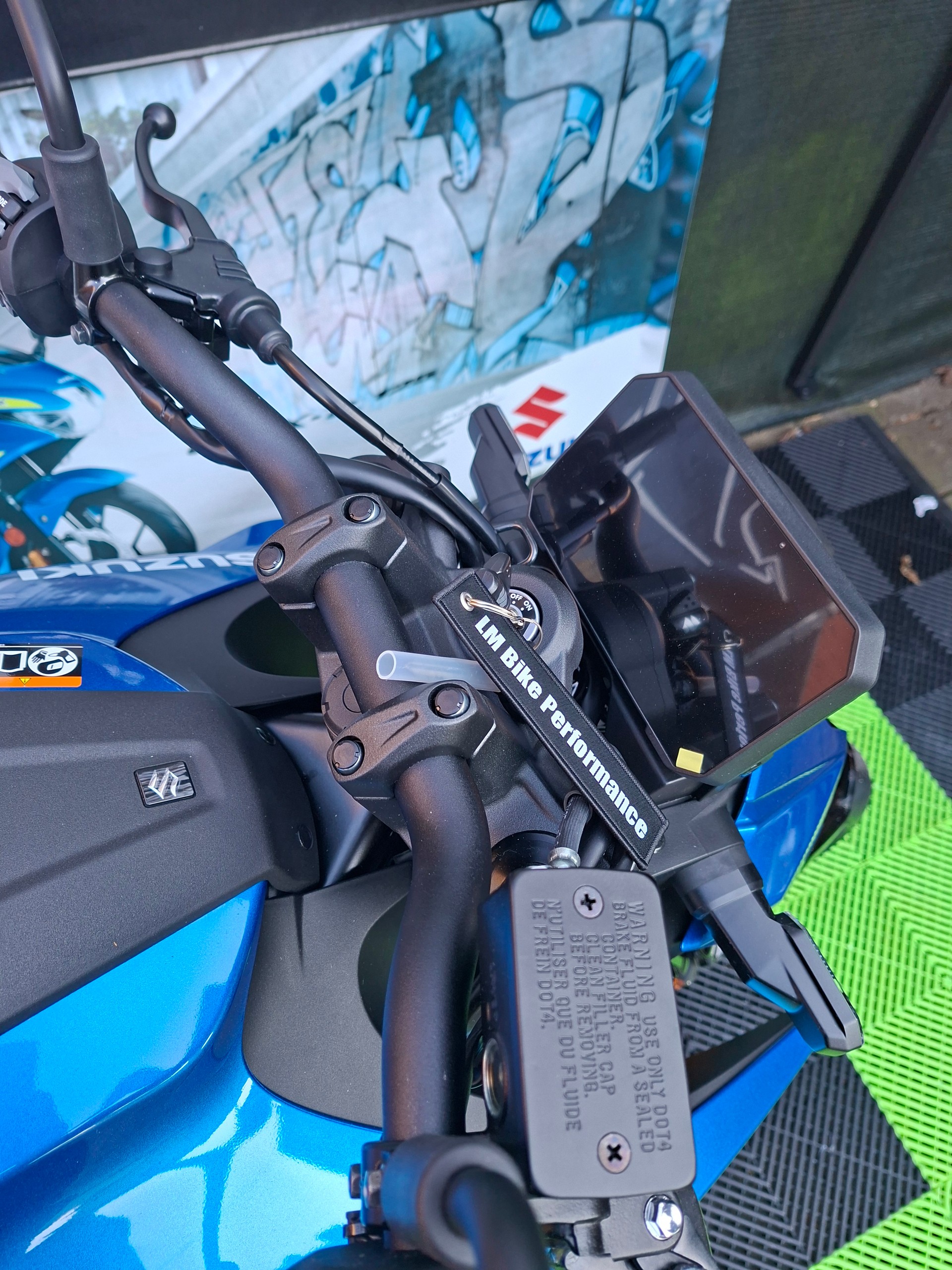 SUZUKI GSX 8 S (35kW)-image-14