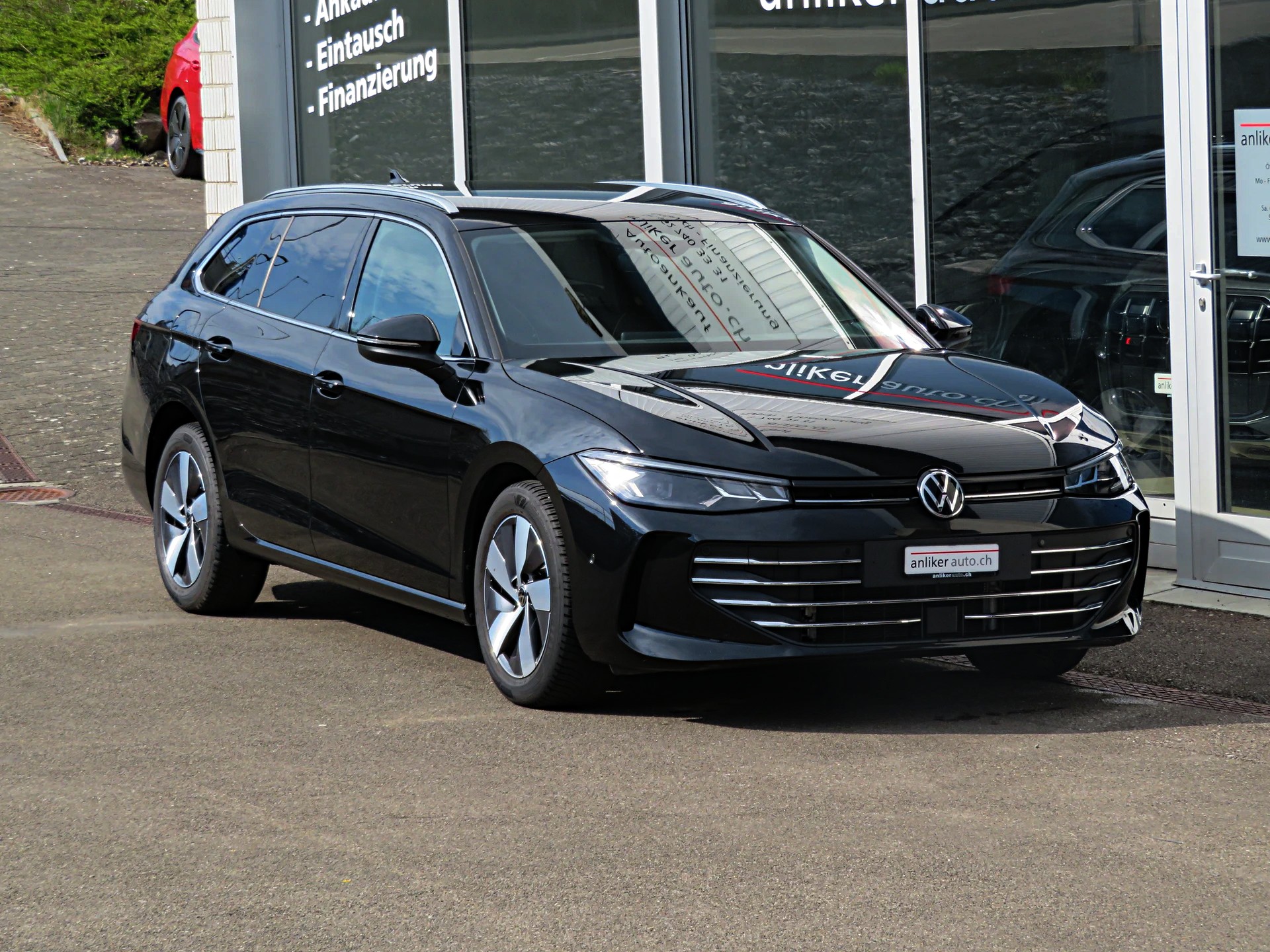 VW Passat Variant 1.5 TSI evo2 Plug-In- Hybrid Business DSG-image-1