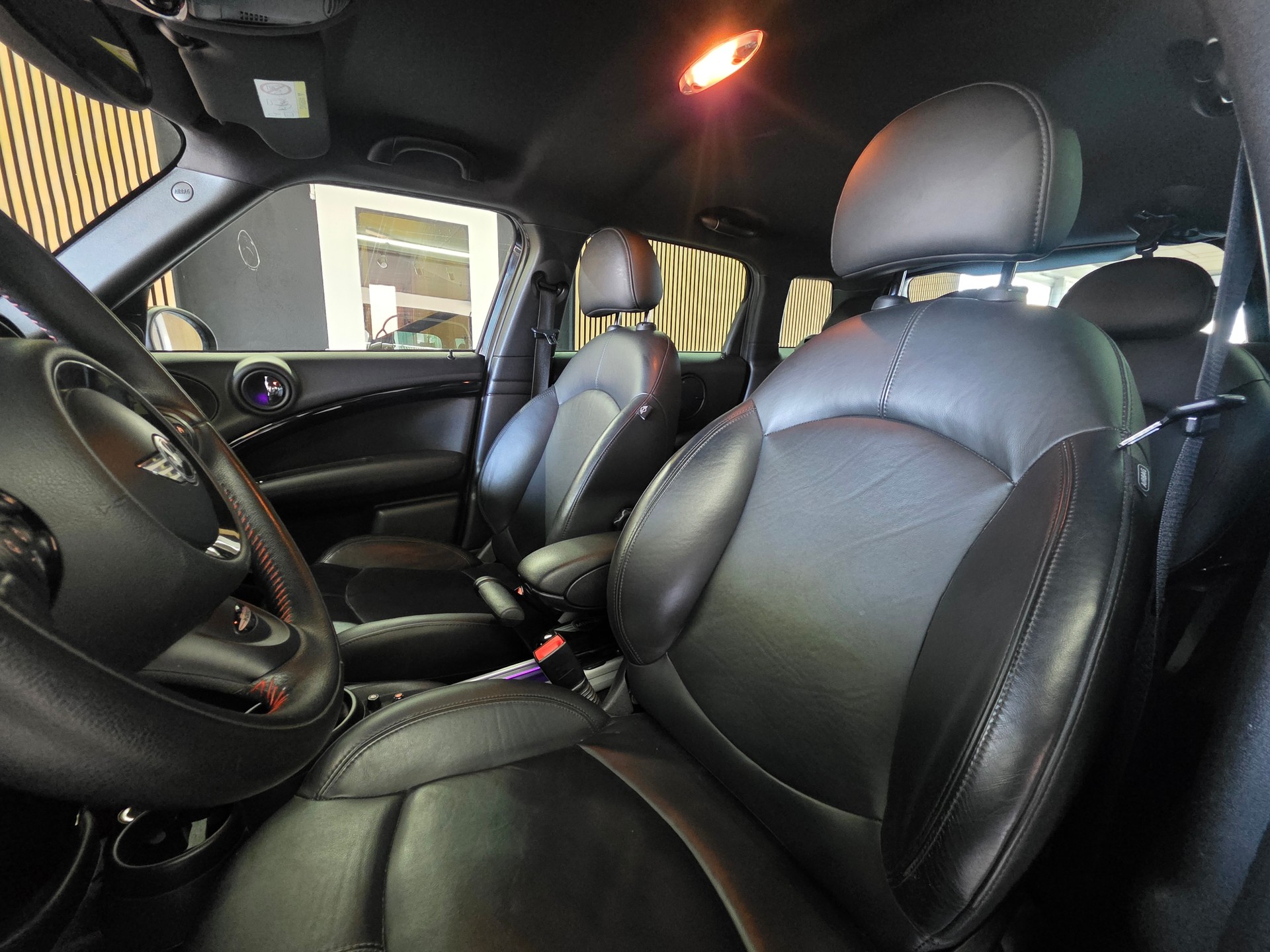 MINI Countryman John Cooper Works ALL4-image-9