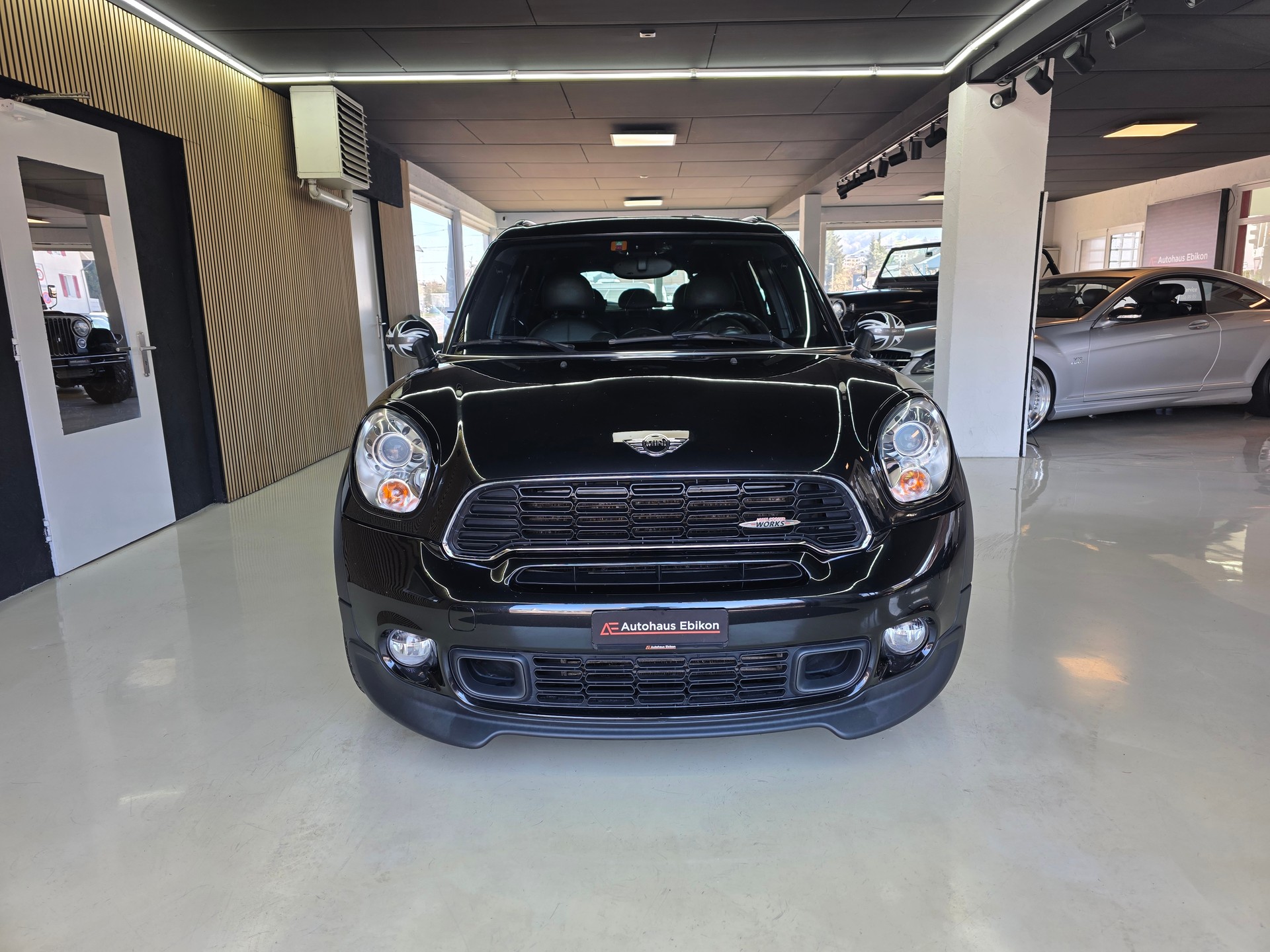 MINI Countryman John Cooper Works ALL4-showroom-element-1