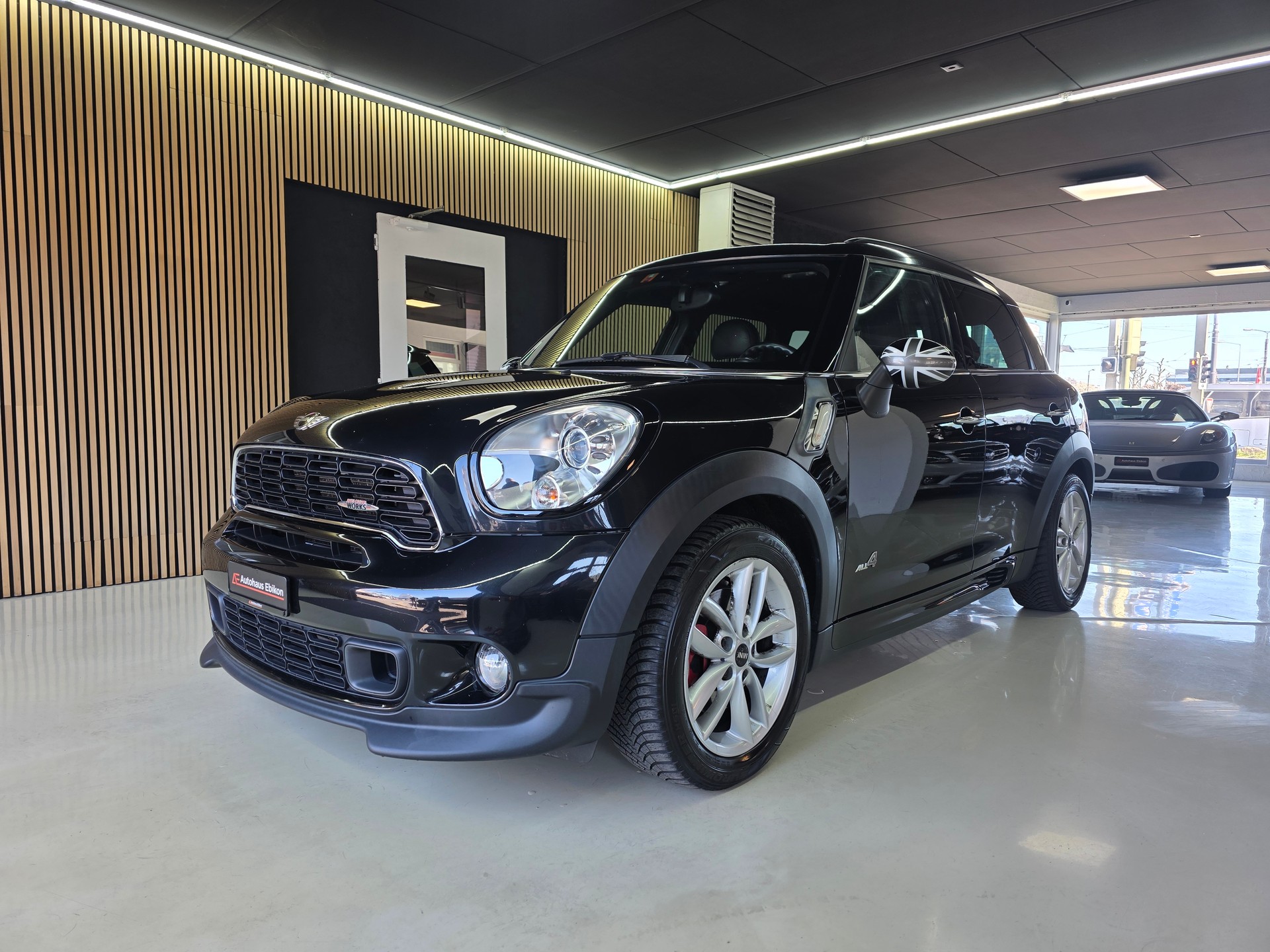 MINI Countryman John Cooper Works ALL4-showroom-element-2