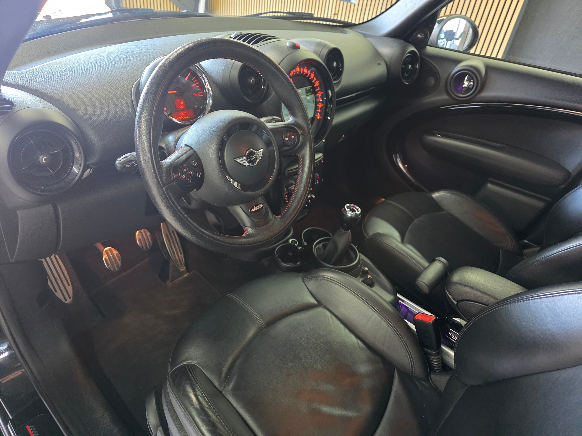 MINI Countryman John Cooper Works ALL4-image-7