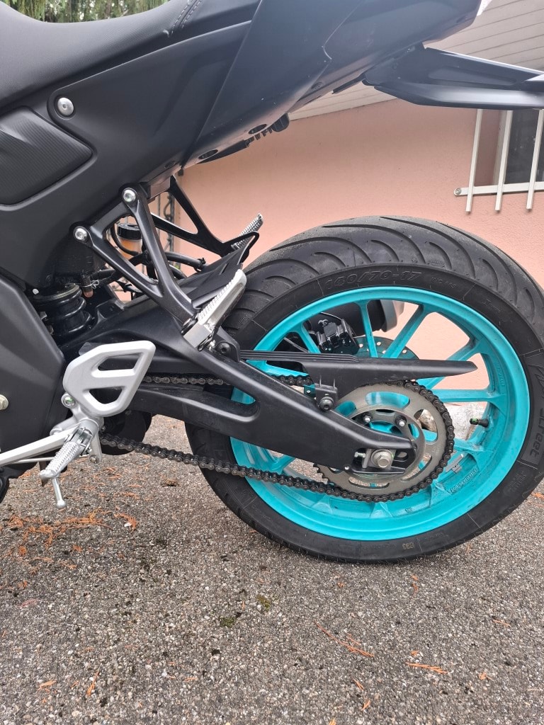 YAMAHA MT 125-image-8